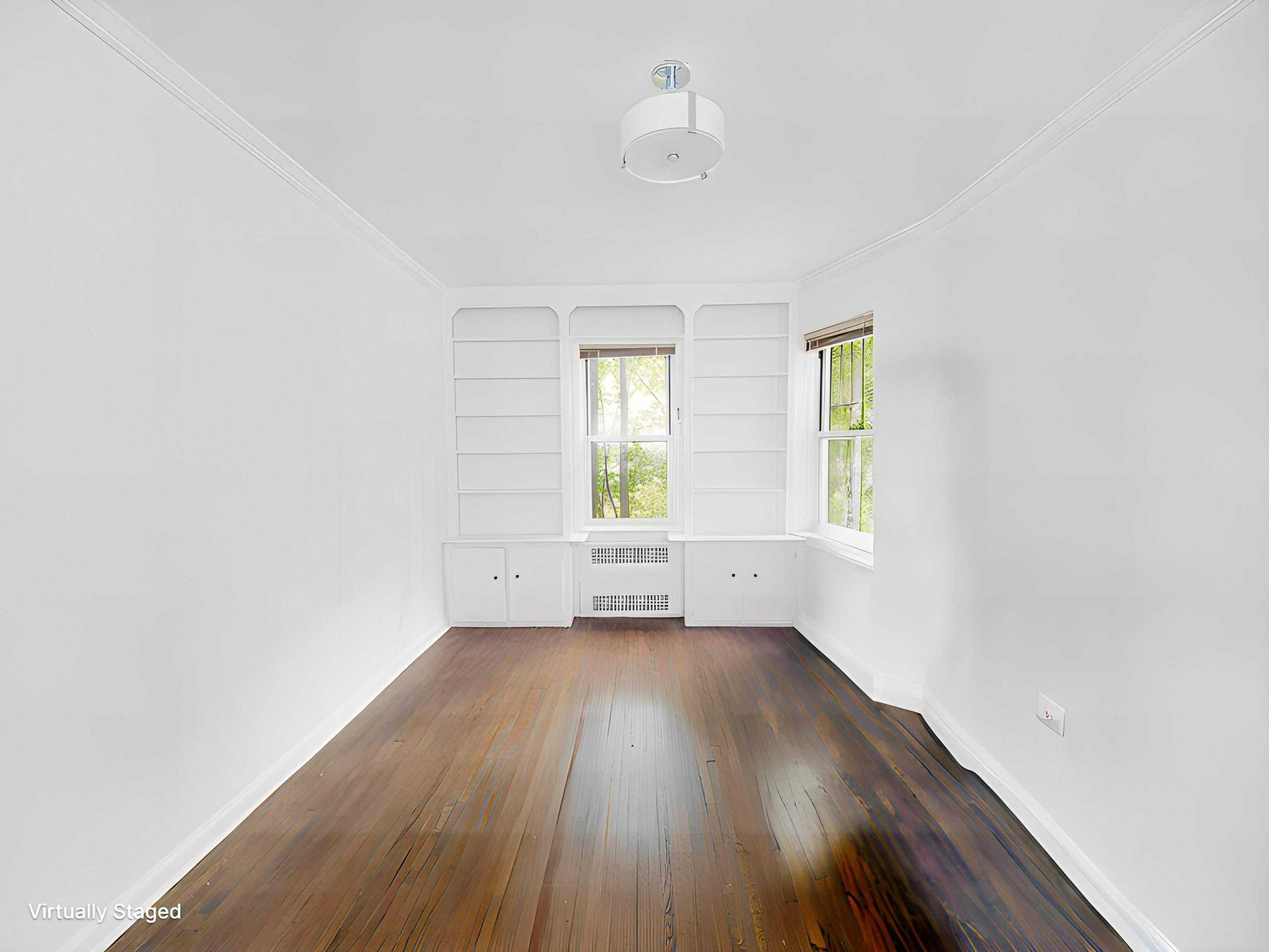 915 E 17th Street 109