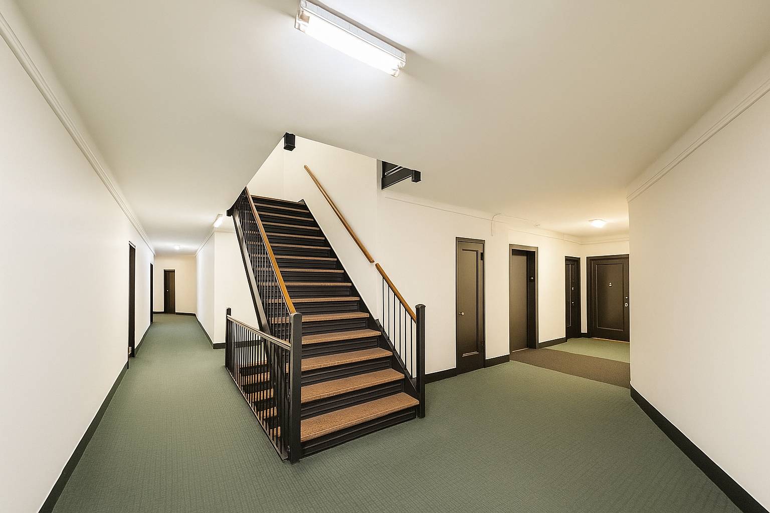 915 E 17th Street 302