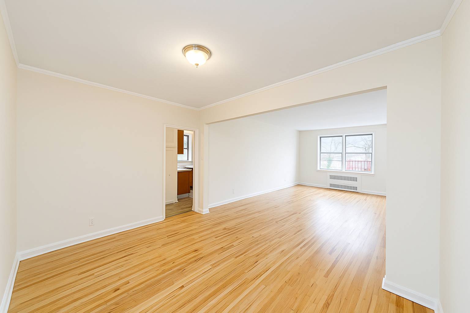915 E 17th Street 302