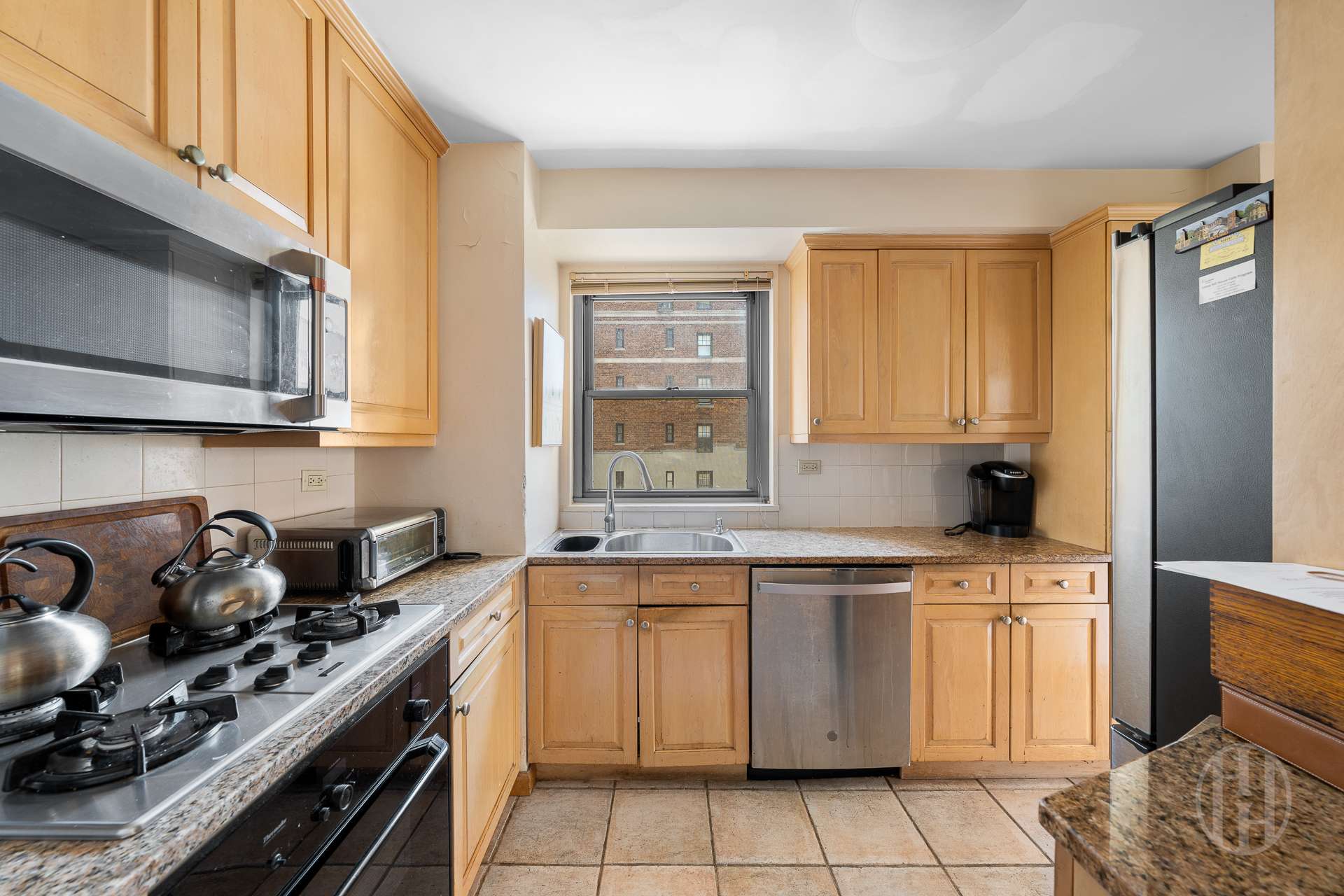 15 W 72nd Street 8C