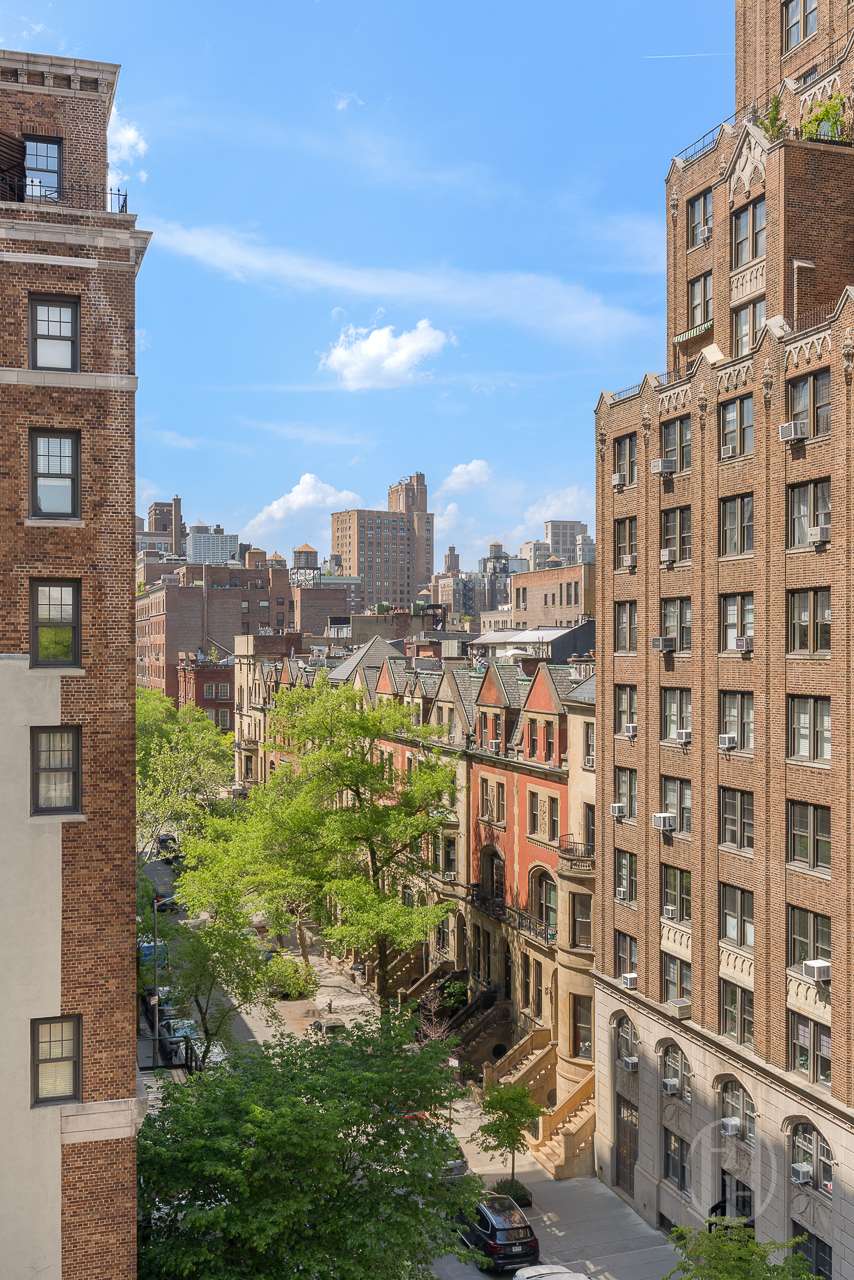 15 W 72nd Street 8C