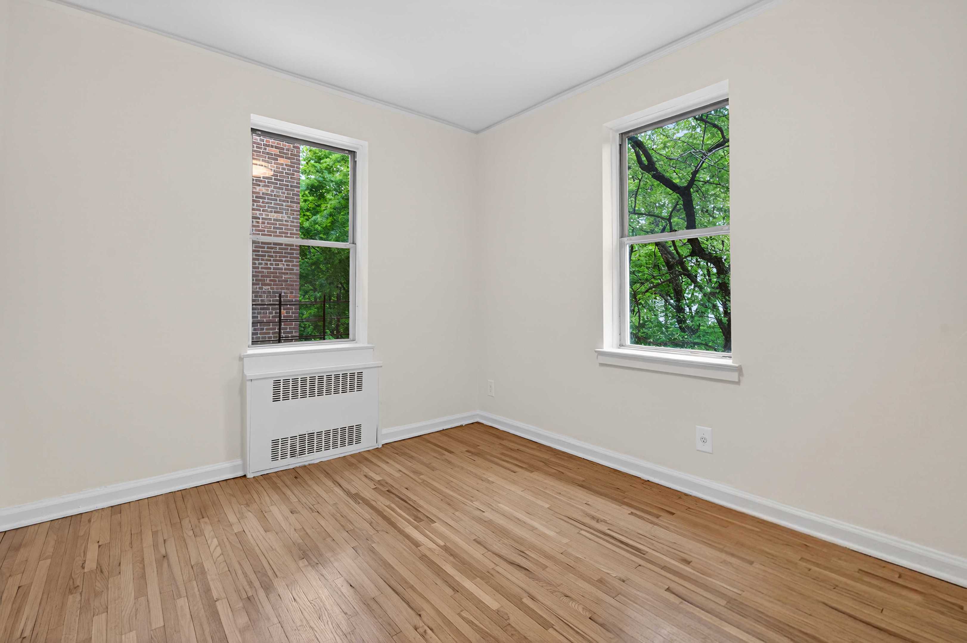 915 E 17th Street 207