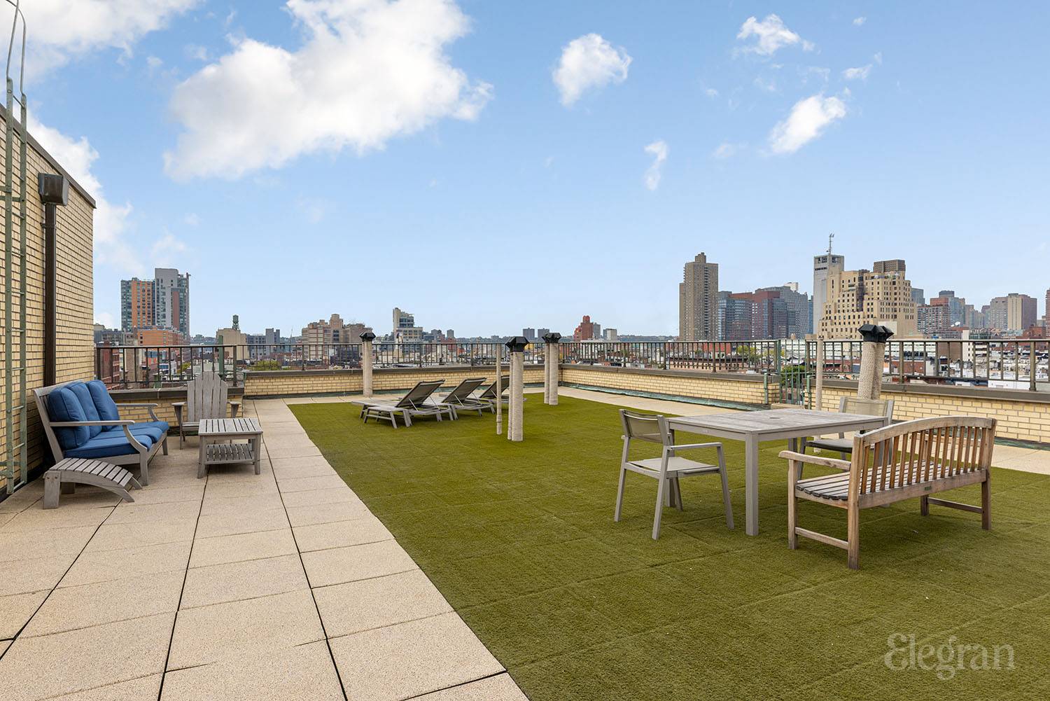 325 W 45th Street 519