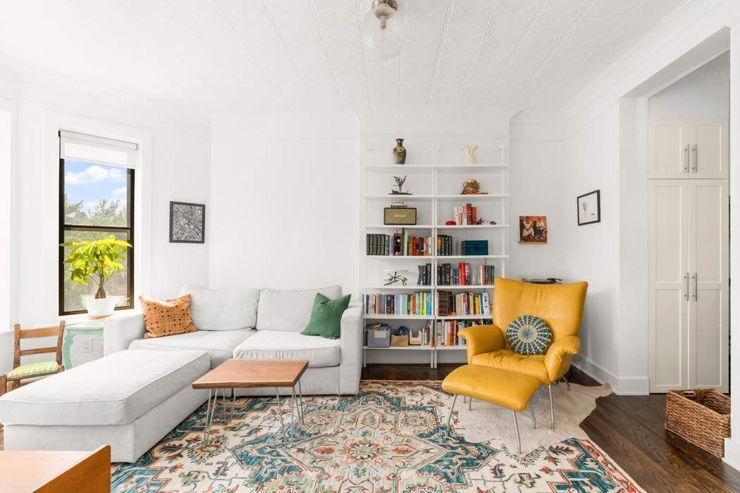 497 9th Street 3