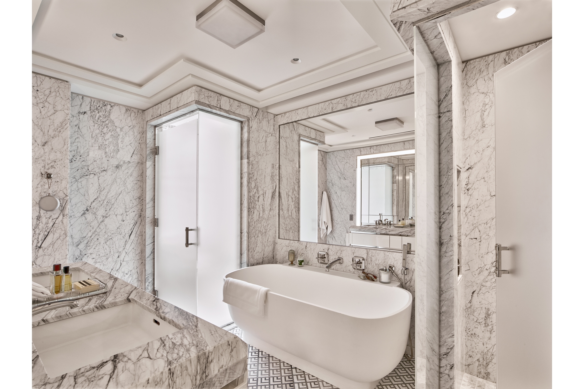 303 PARK Avenue 2905