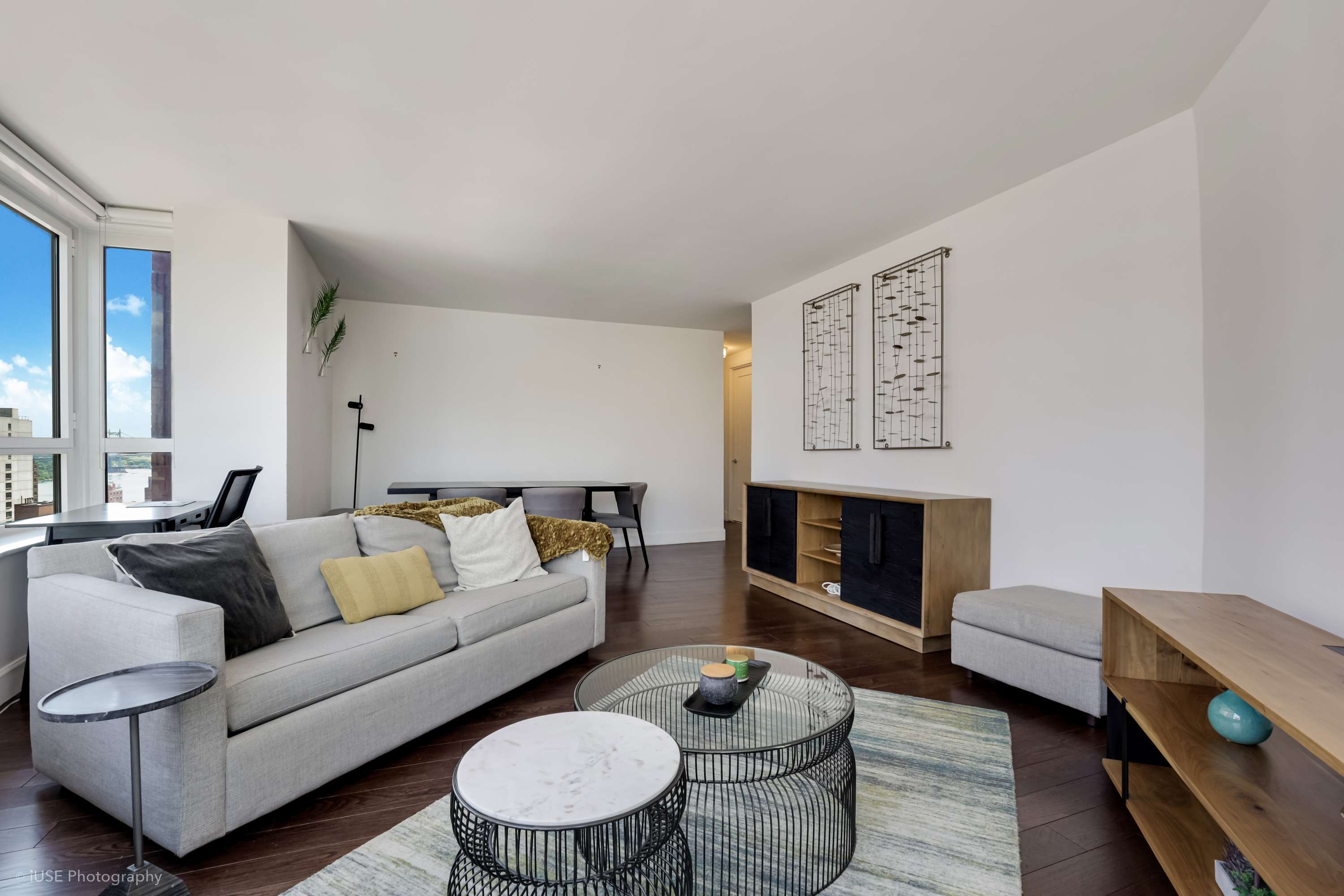 200 E 94th Street 0