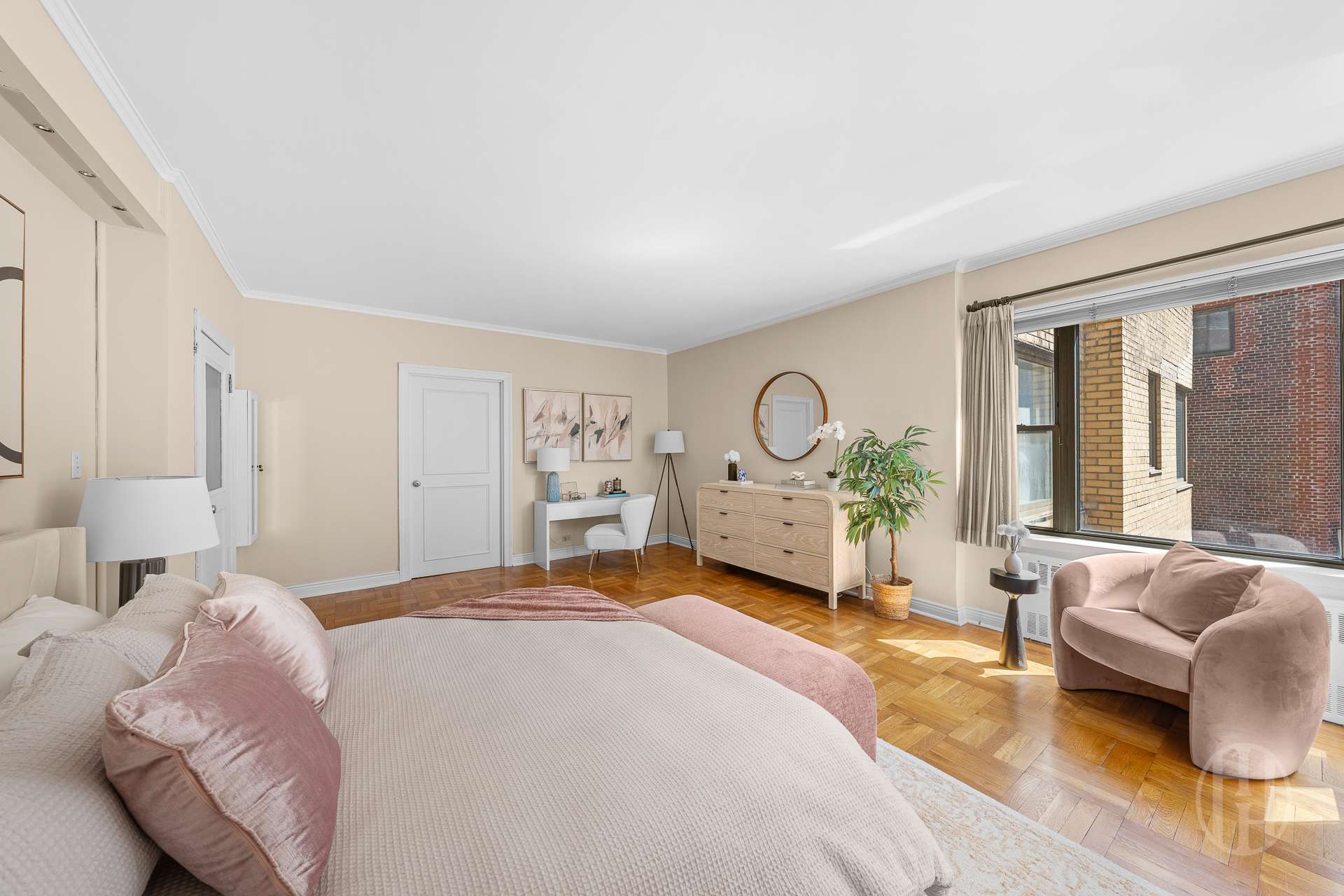 55 E End Avenue 16M
