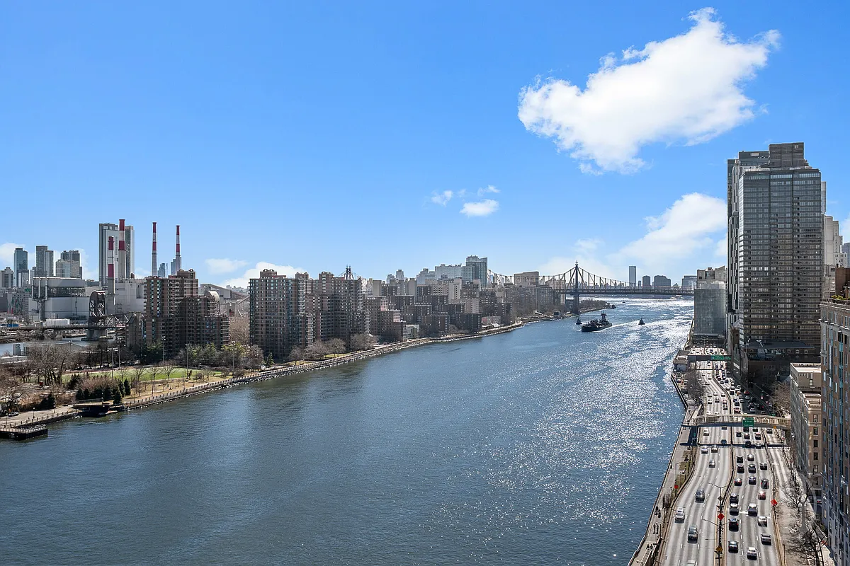 55 E End Avenue 16M