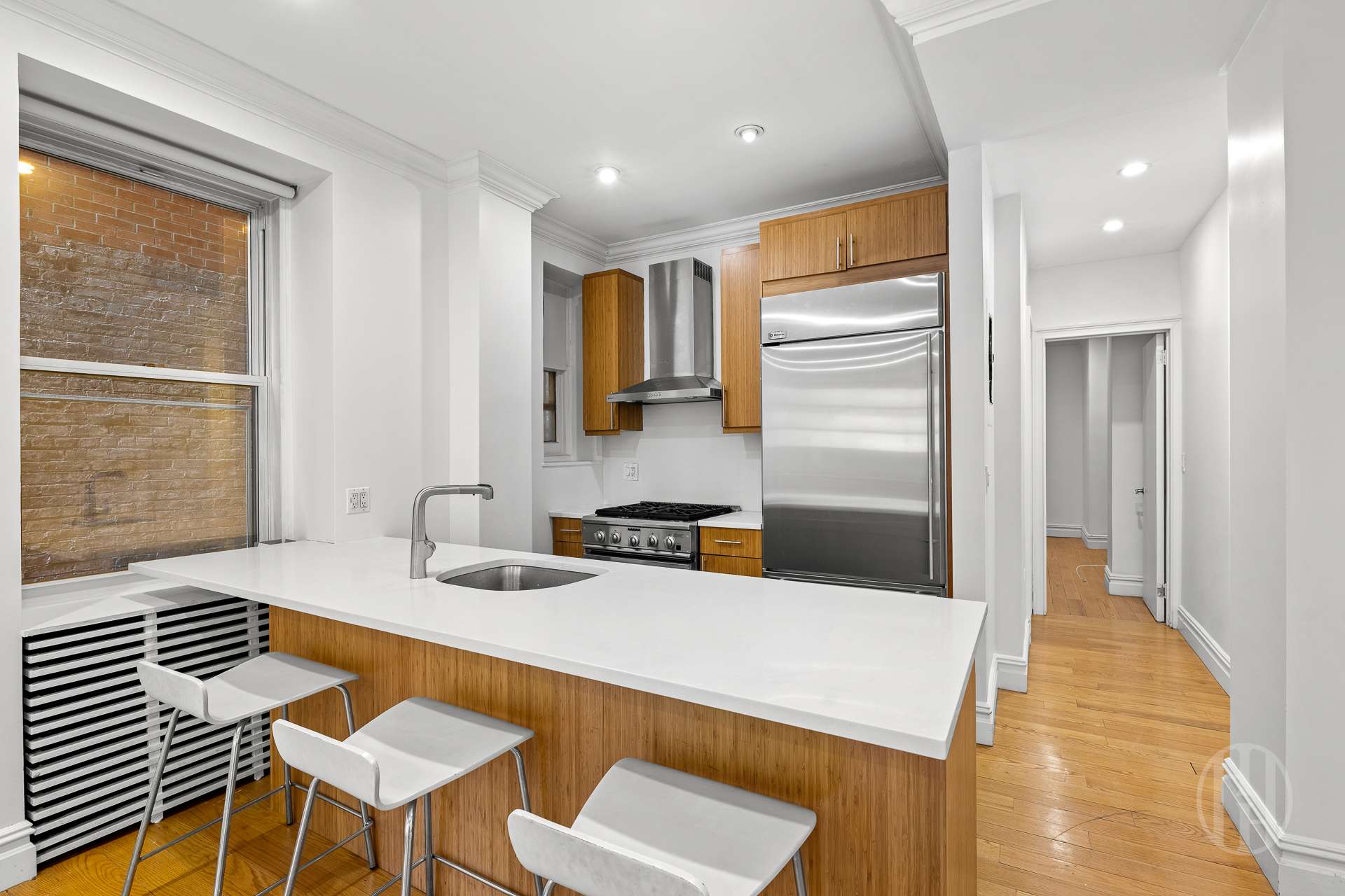 26 E 63rd Street 2c