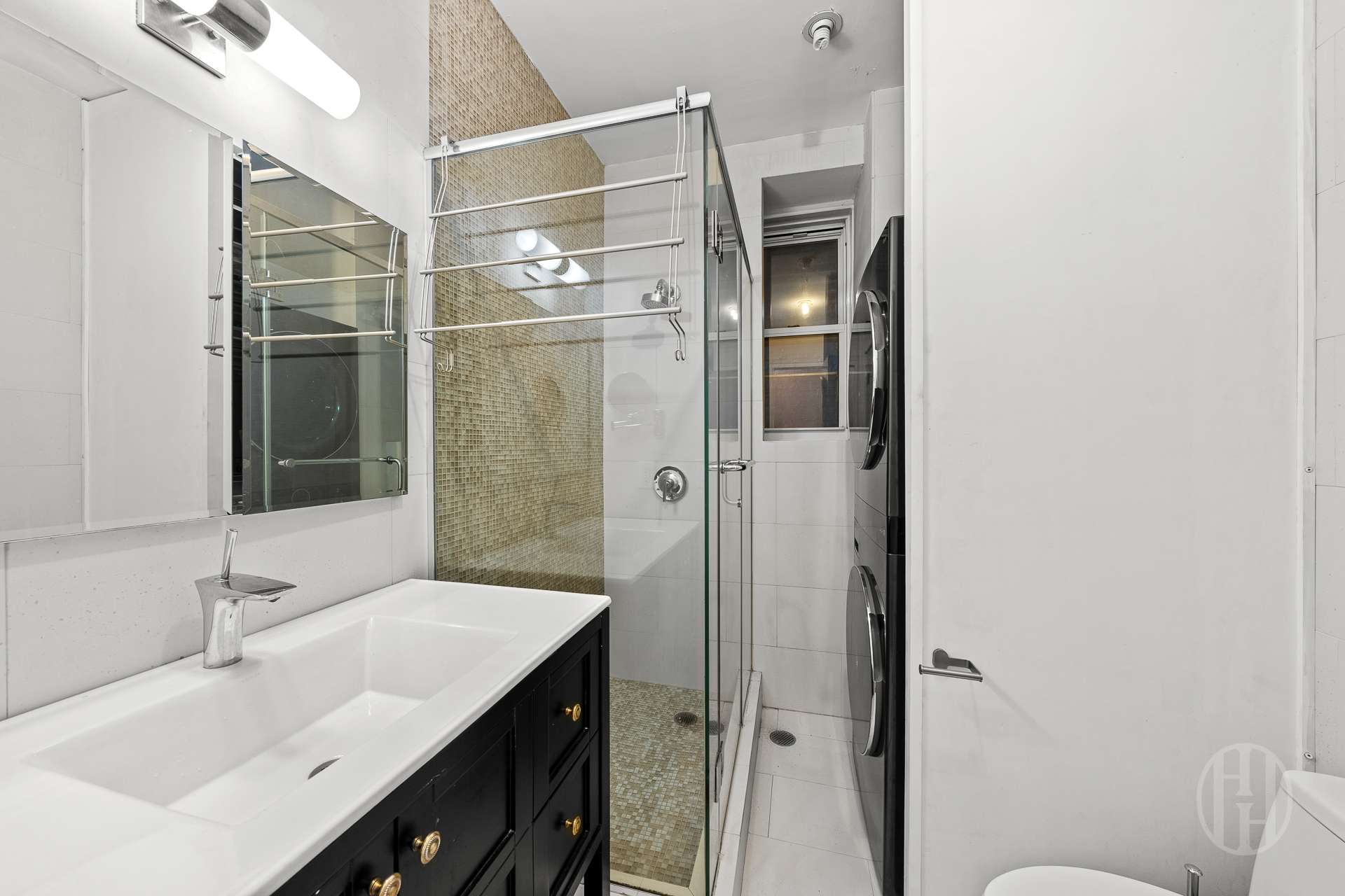 26 E 63rd Street 2c
