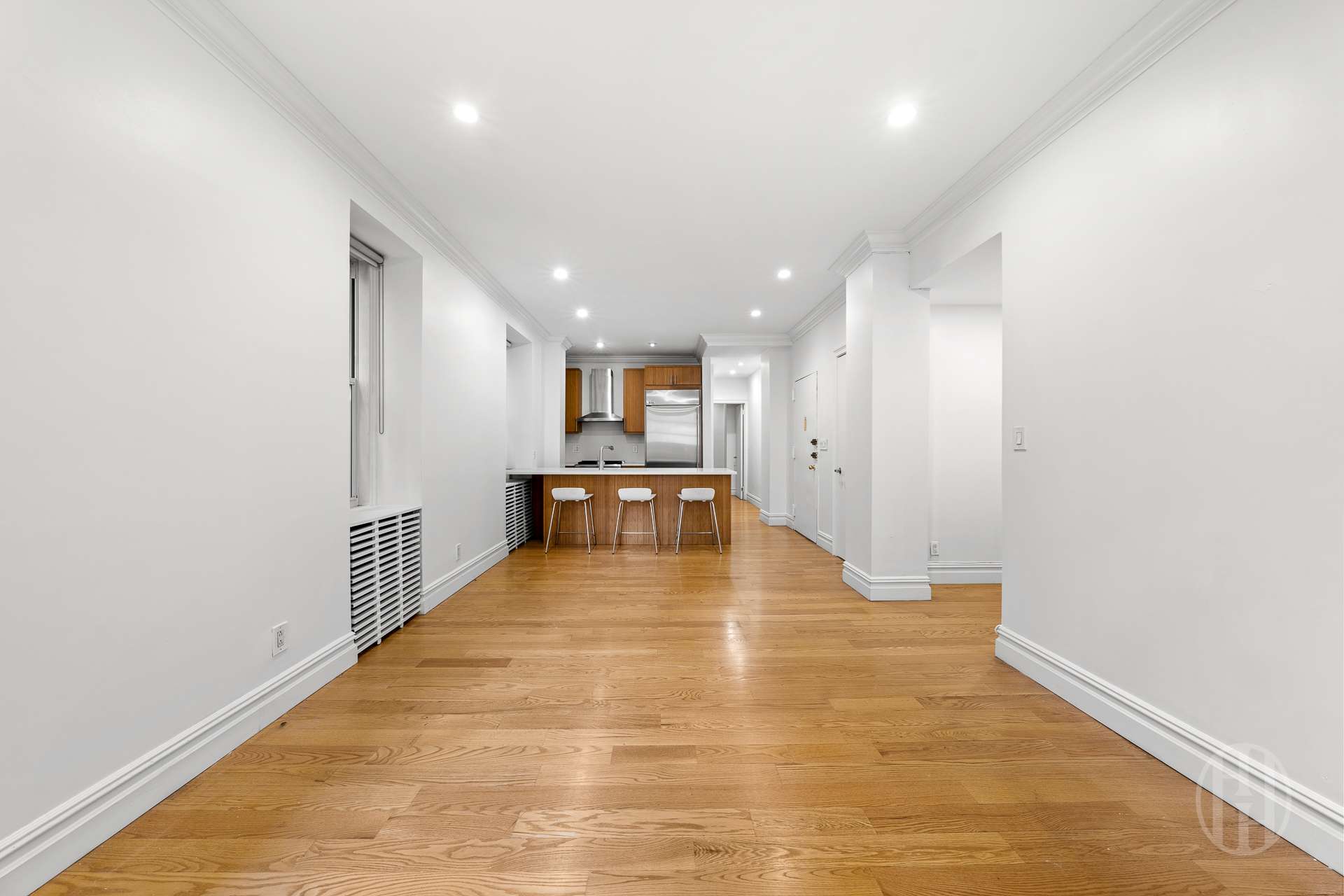 26 E 63rd Street 2c