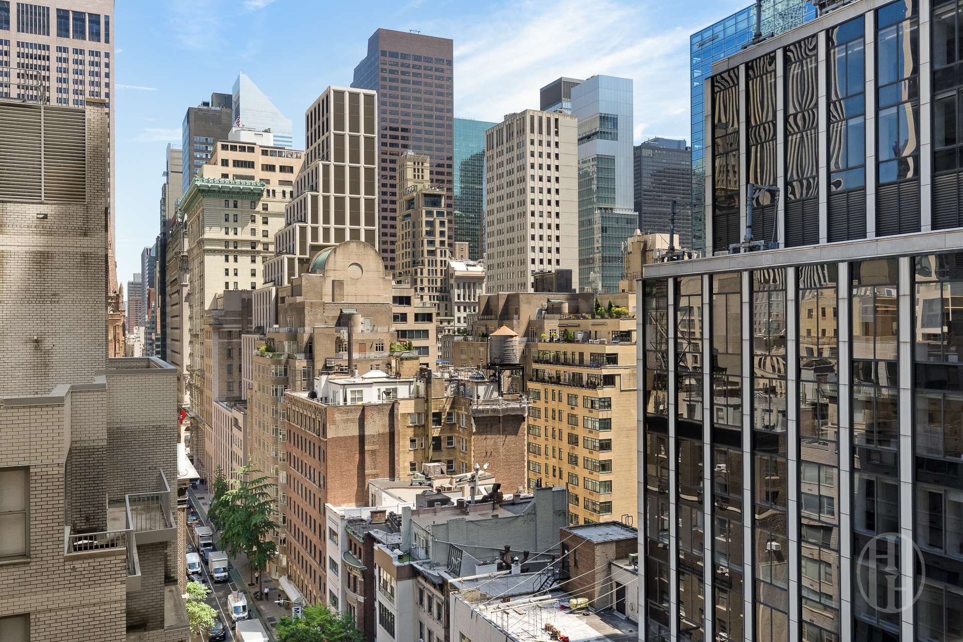 77 W 55th Street 16B