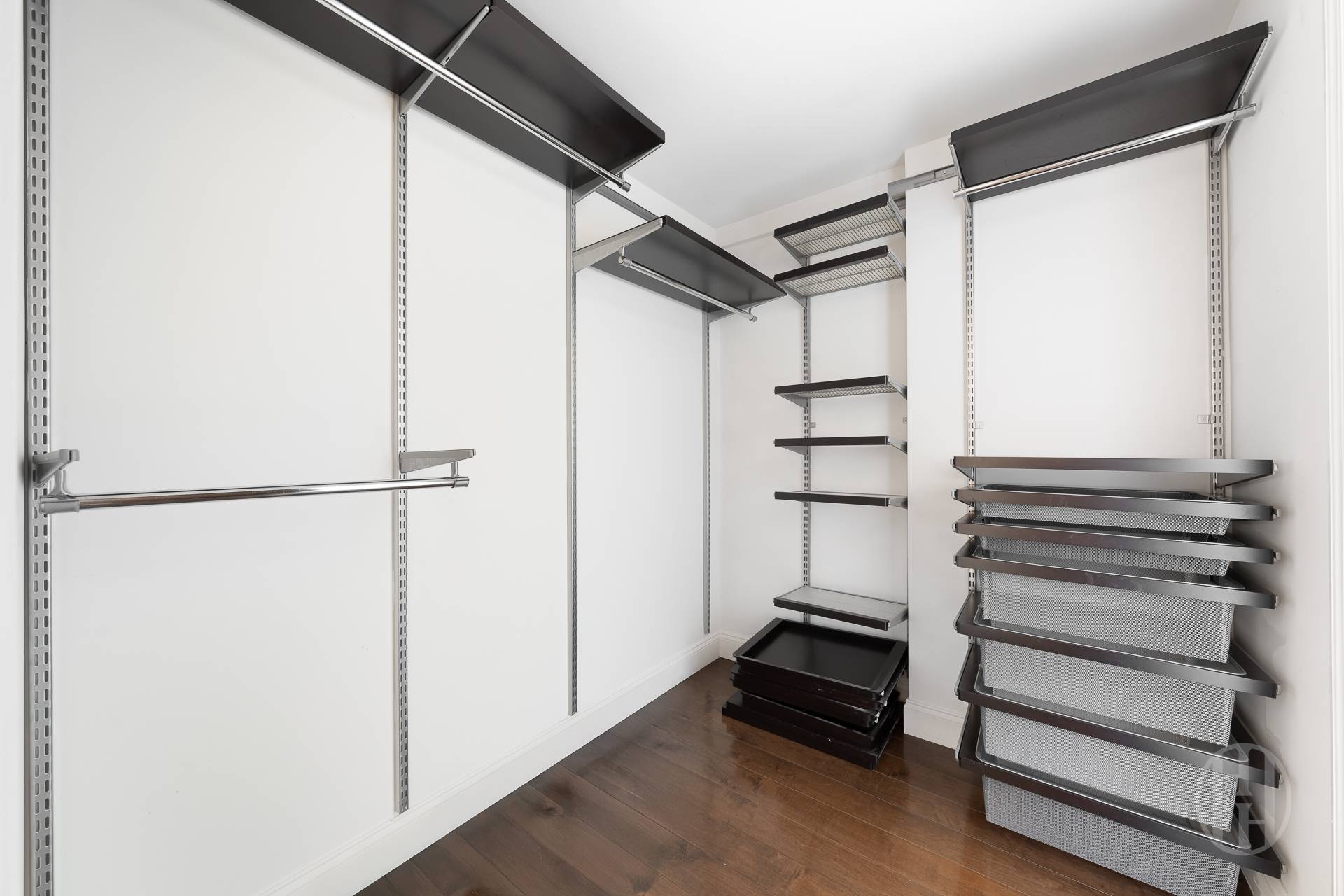 77 W 55th Street 16B