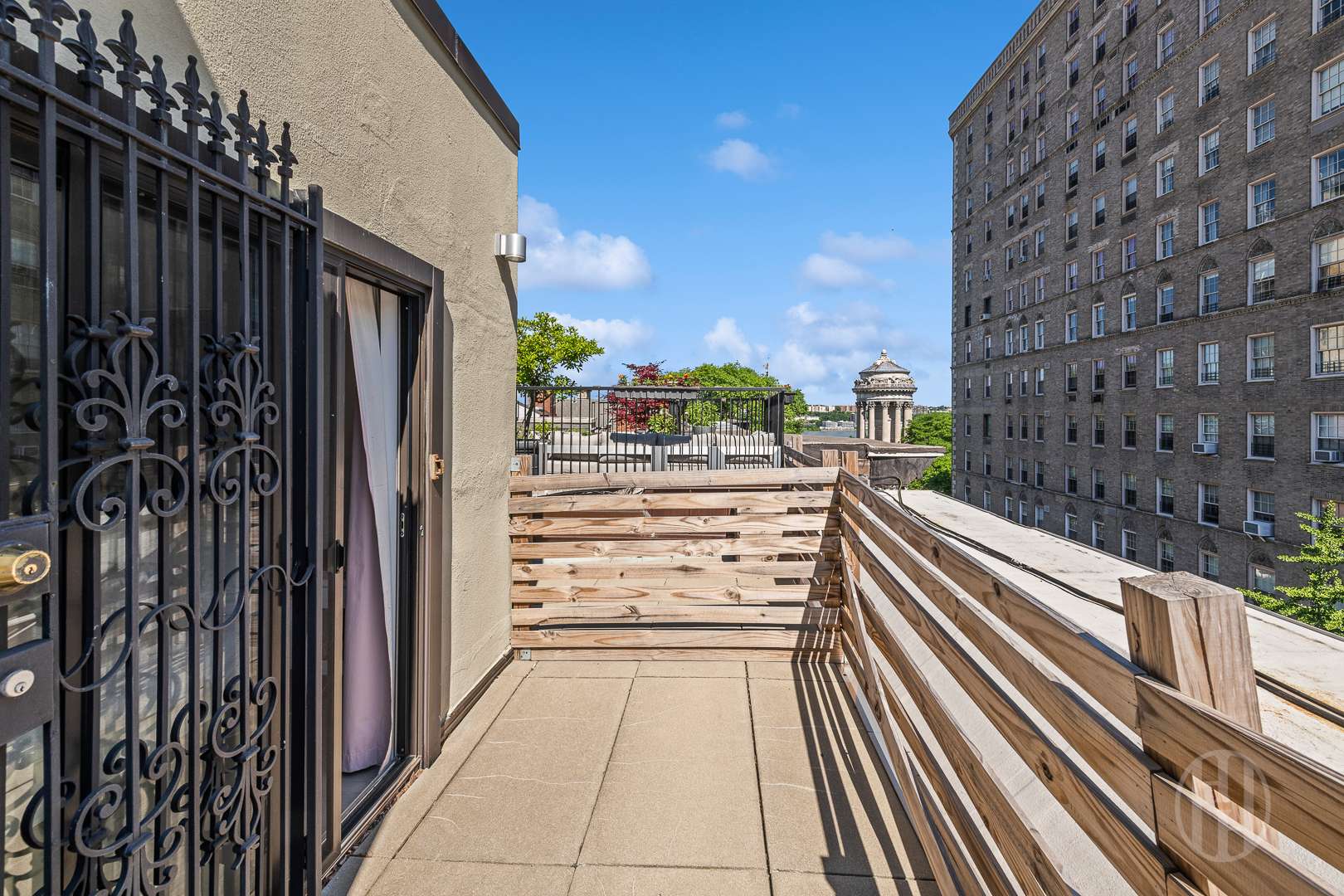 334 W 89th Street 4F