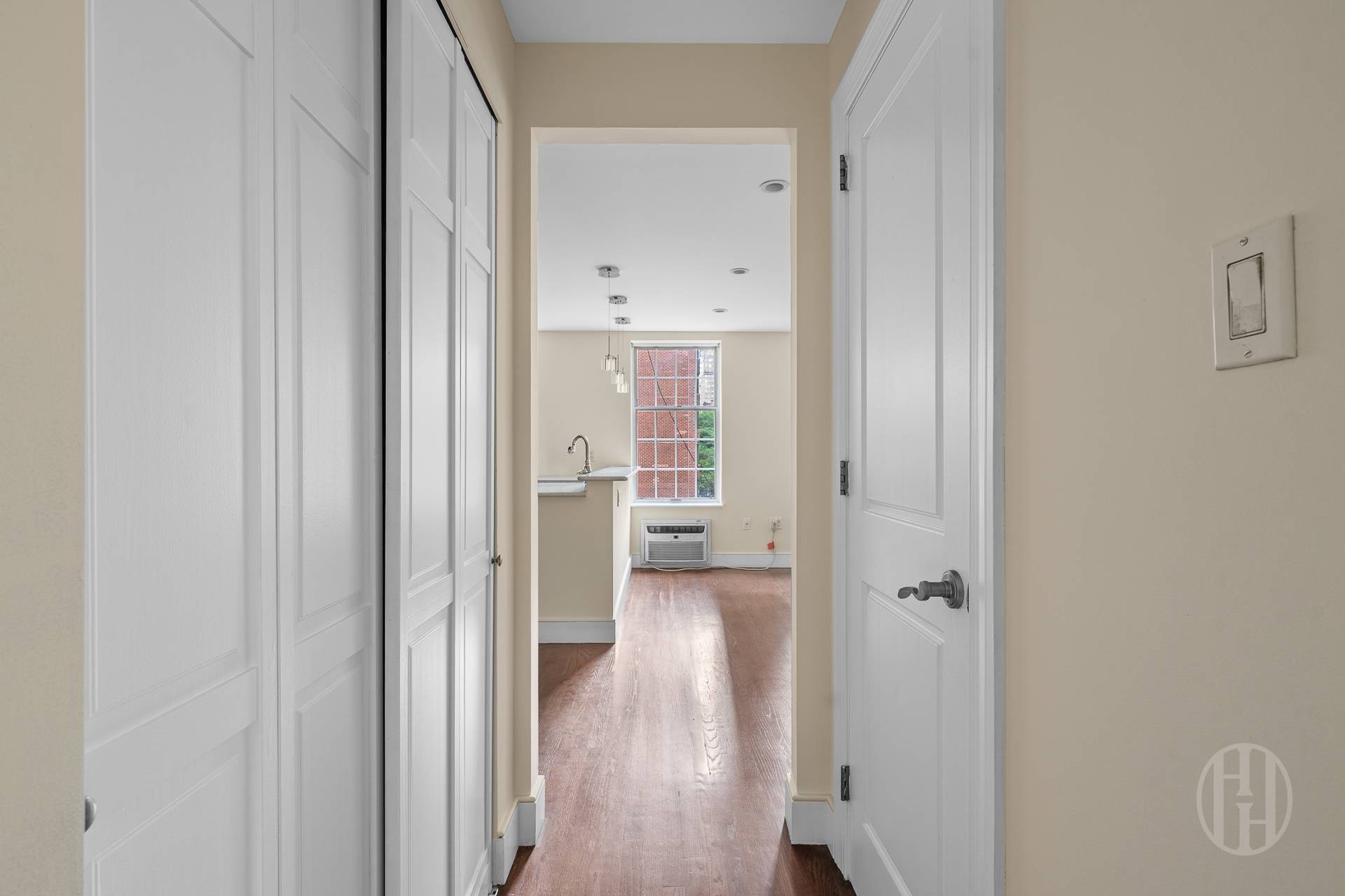 200 E 35th Street 3