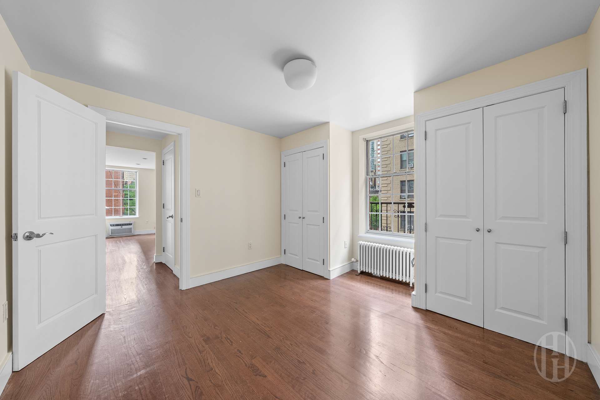 200 E 35th Street 3