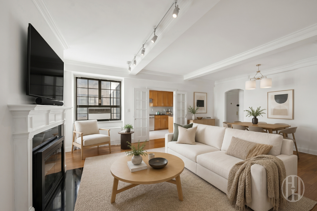 211 E 35th Street 8E