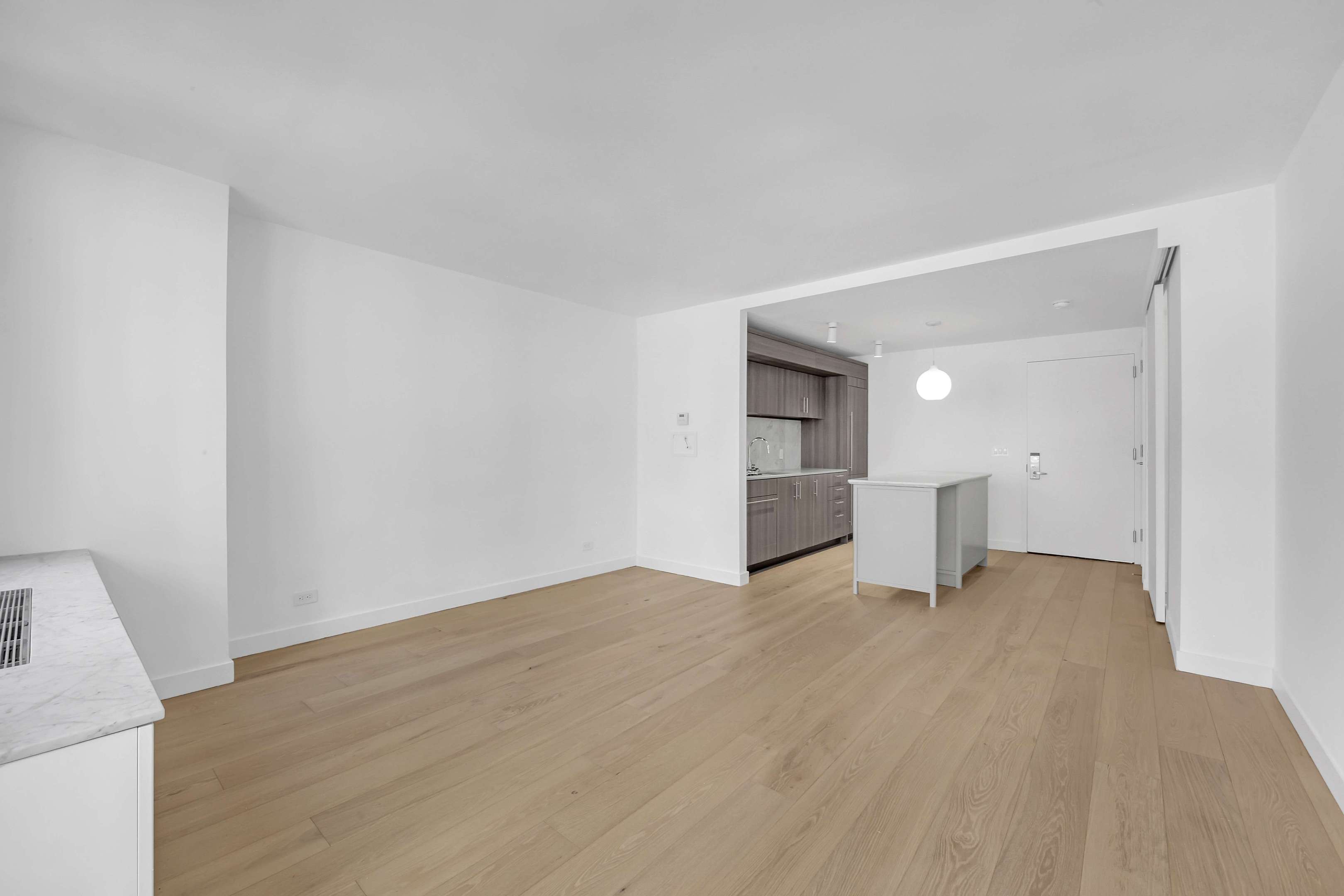 234 E 46th Street 703