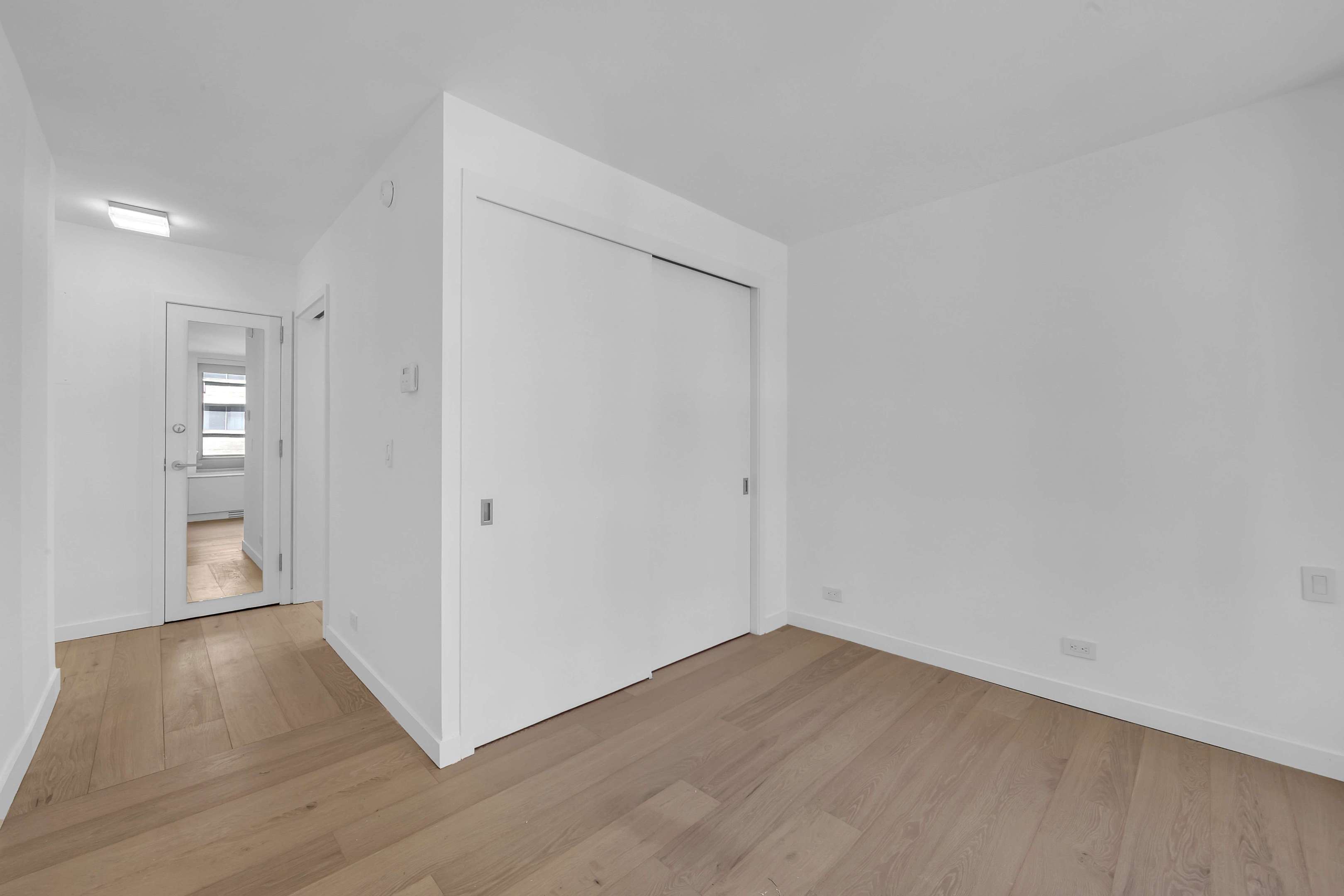234 E 46th Street 703