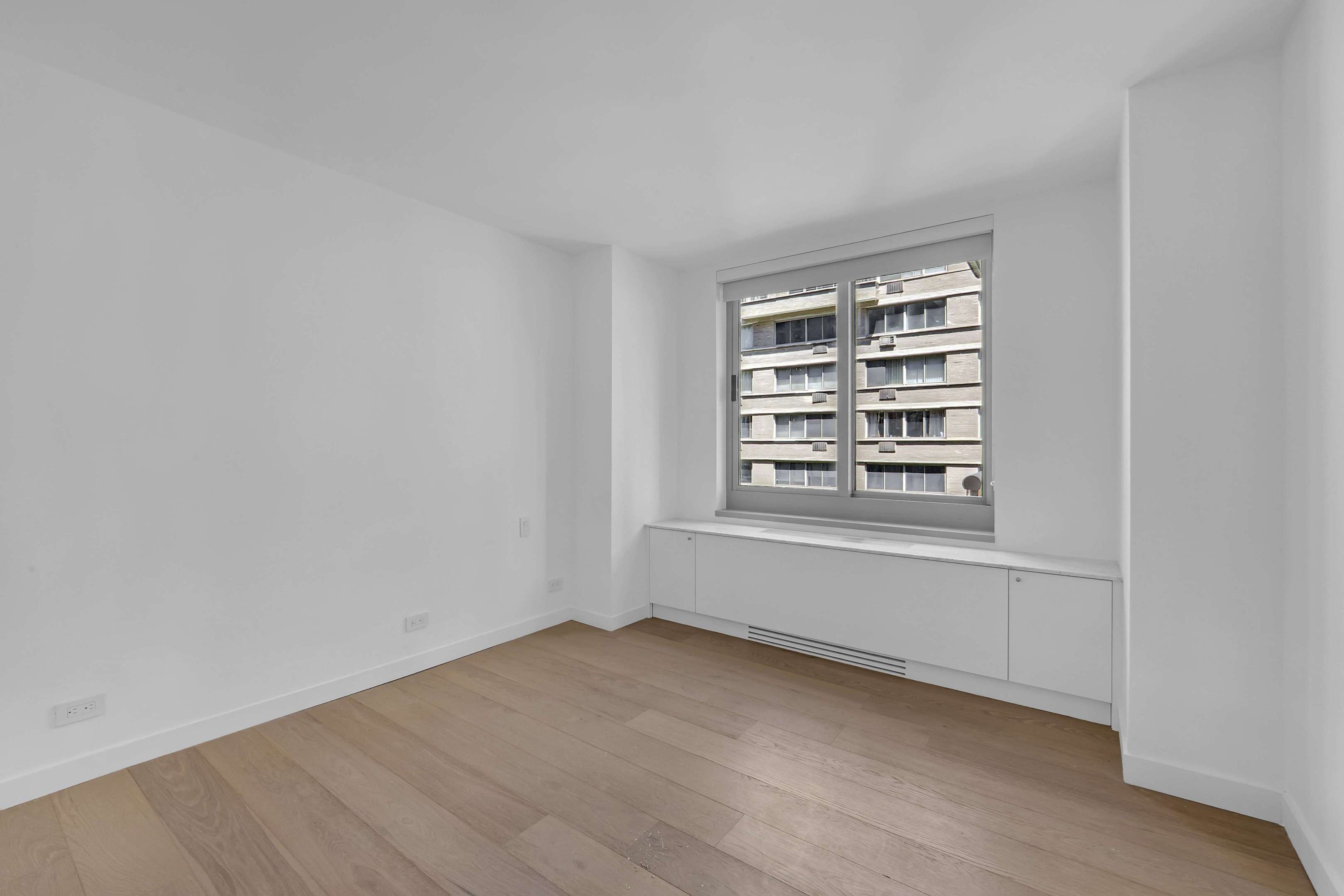 234 E 46th Street 703