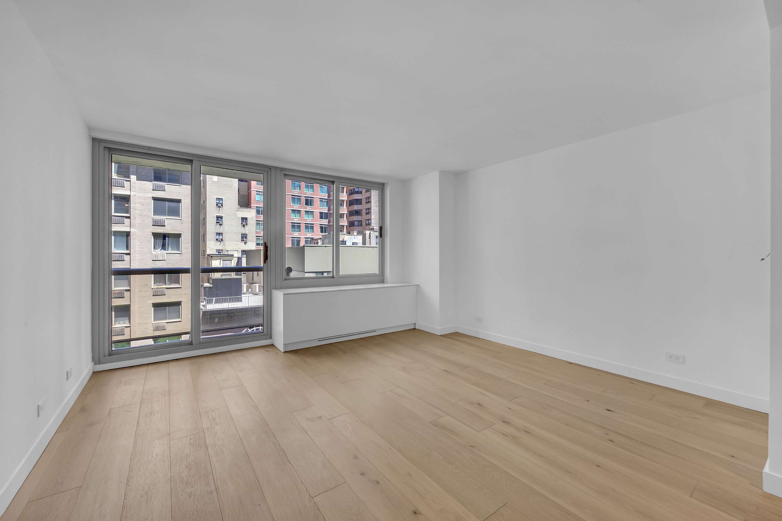 234 E 46th Street 703