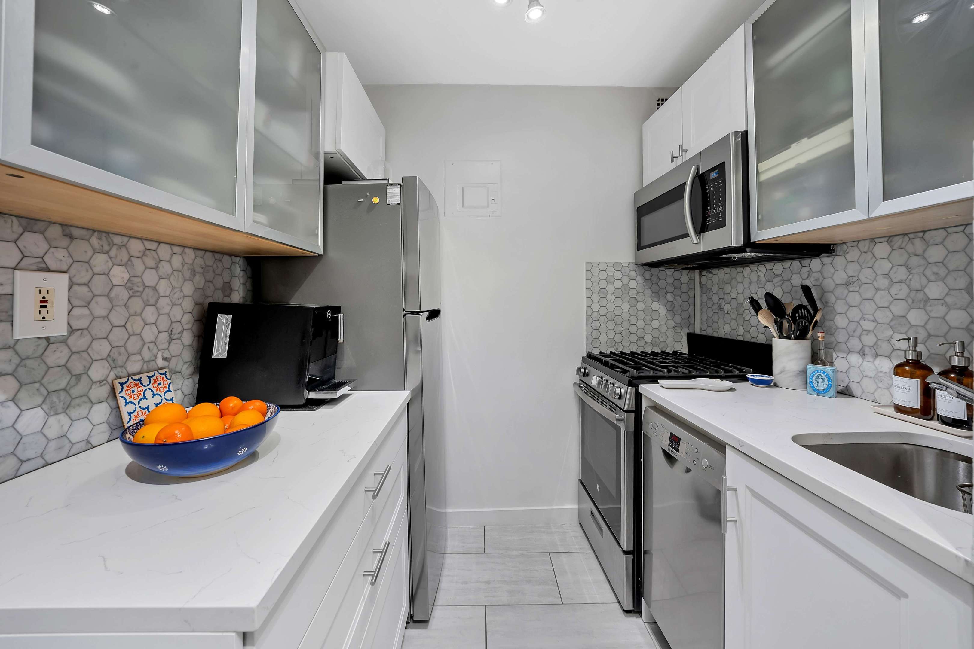 225 E 36th Street 3K