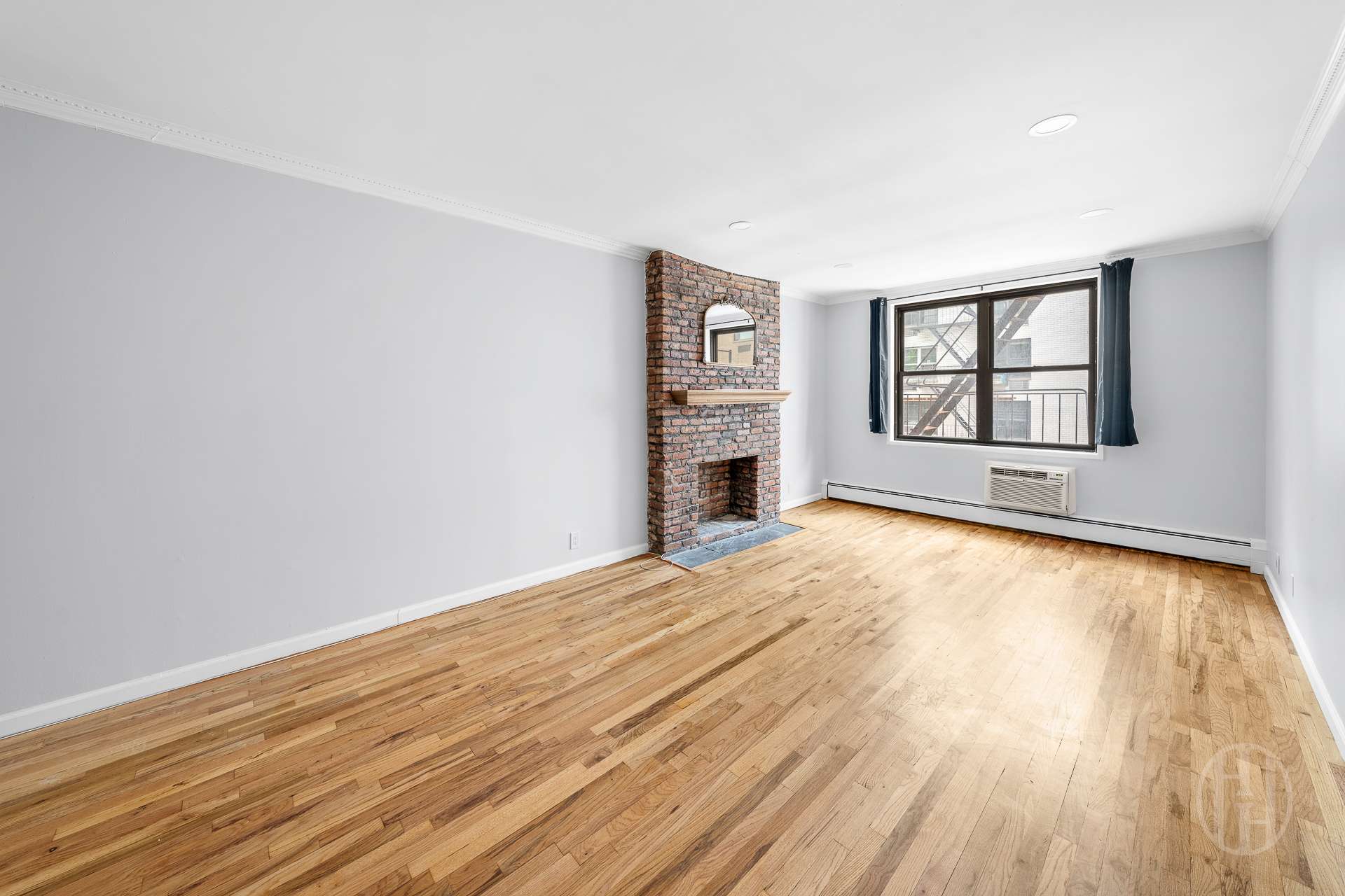 229 E 29th Street 3E