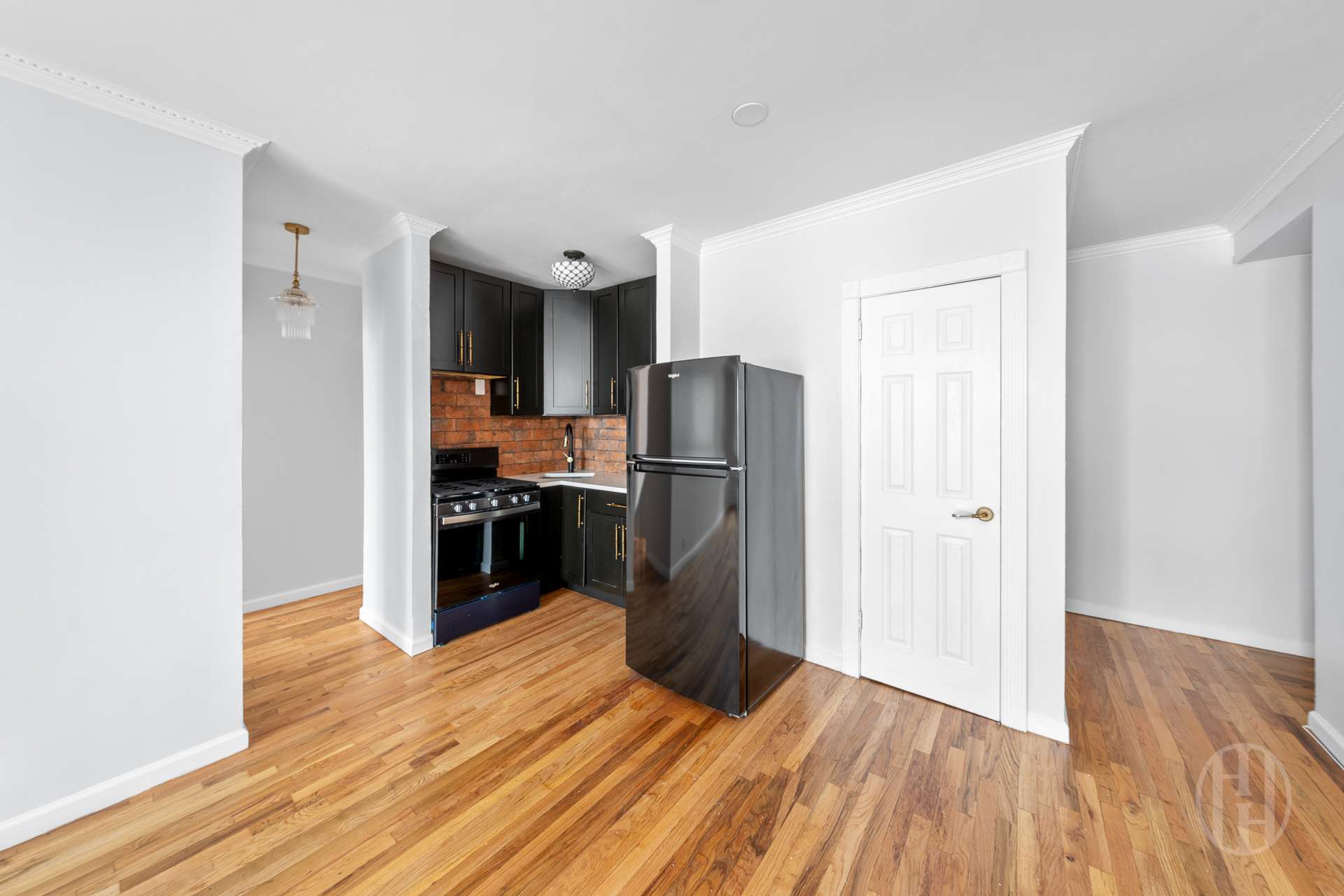 229 E 29th Street 3E