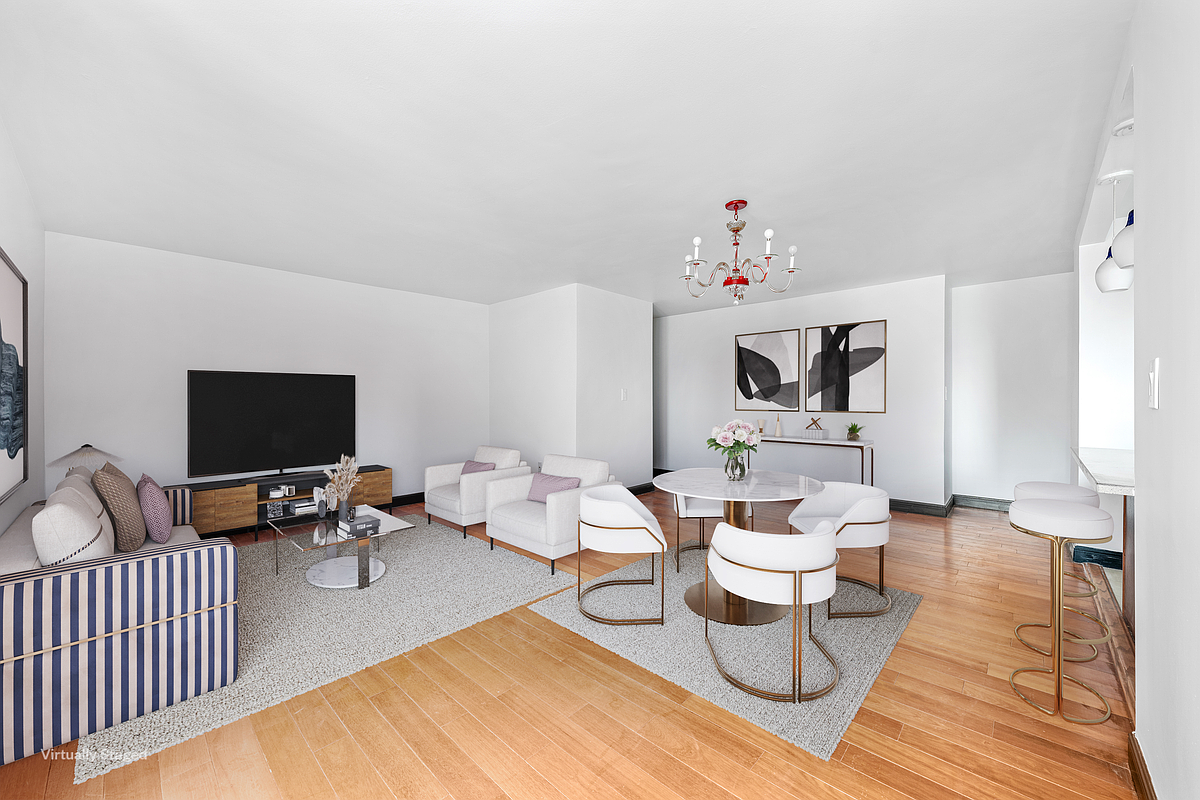 212 E Broadway G701