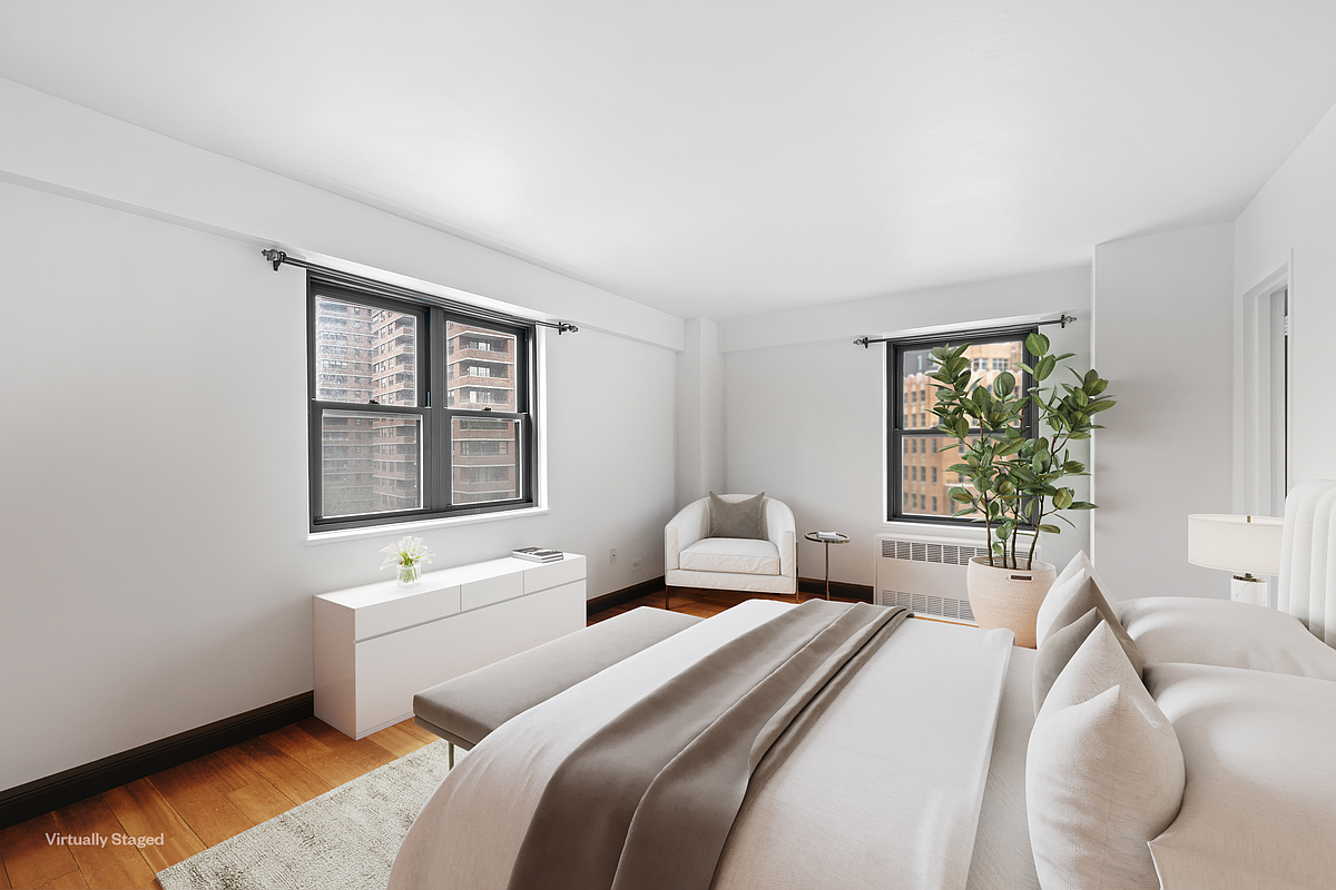 212 E Broadway G701