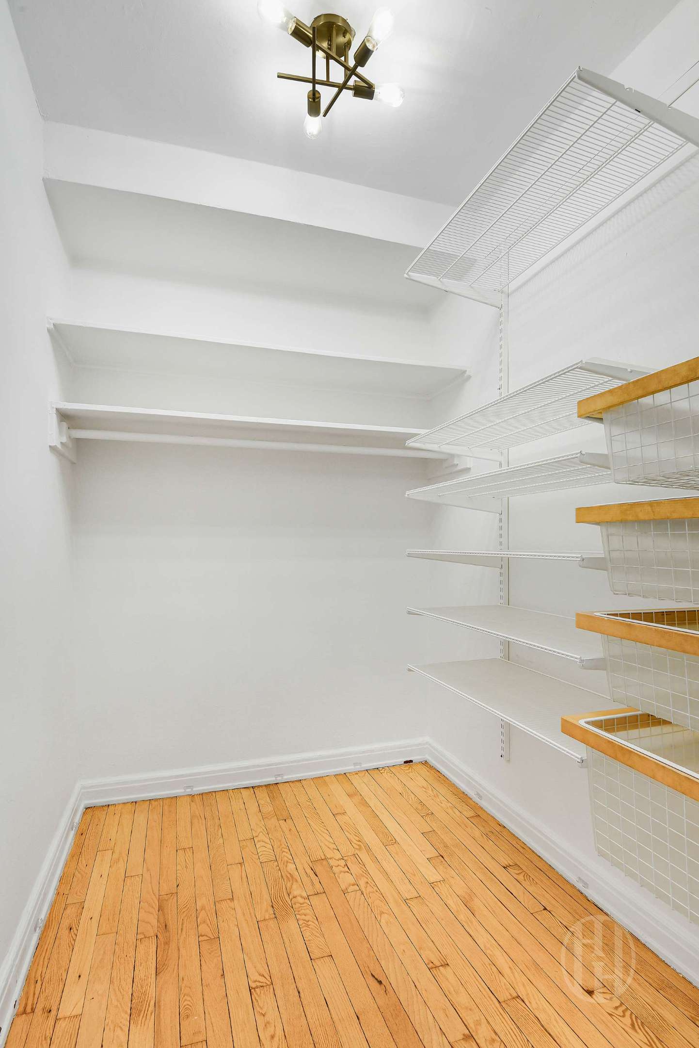 333 W 56th Street 3H