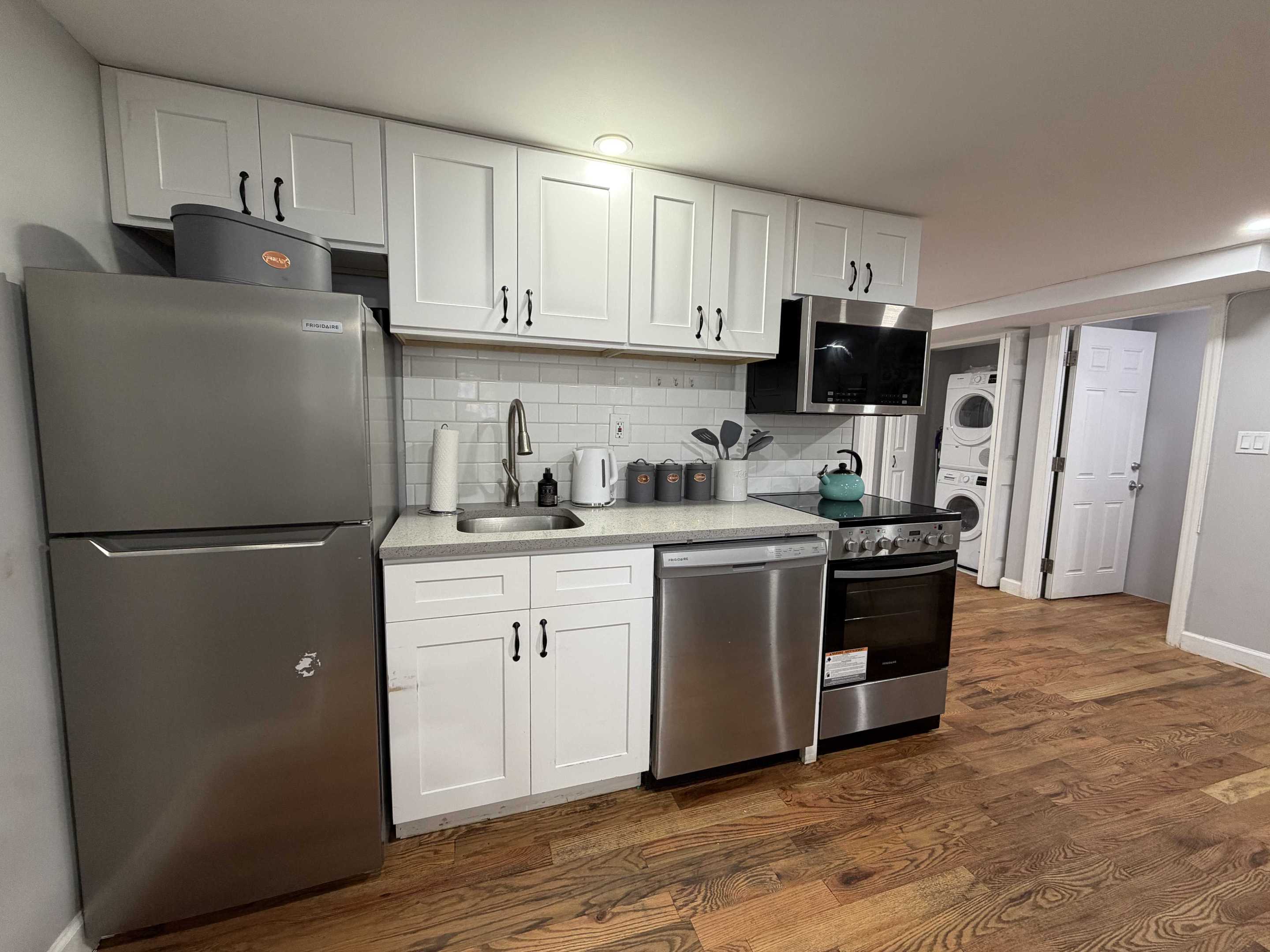 75 Woodbine Street 1B