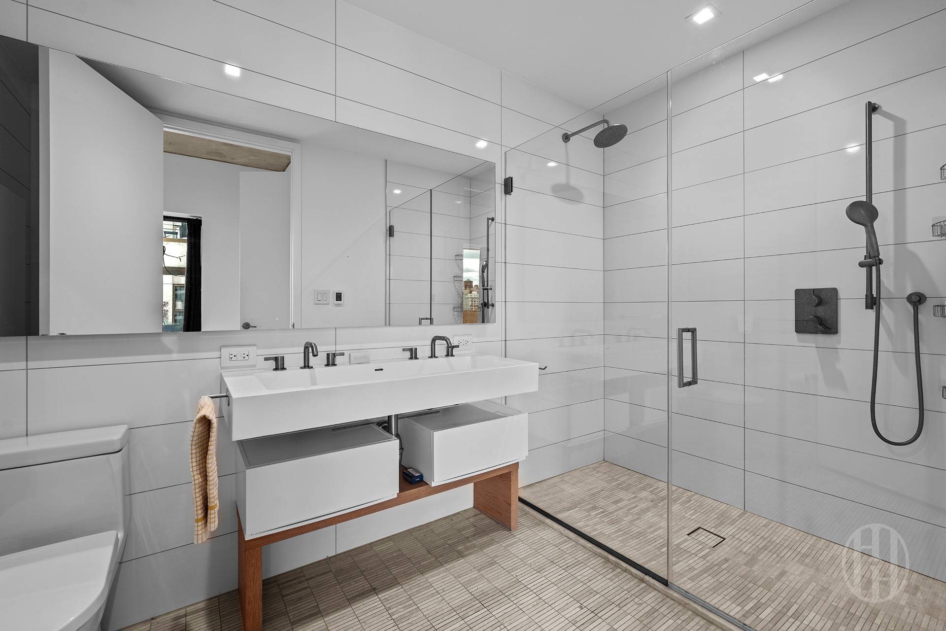 98 Front Street Apartment