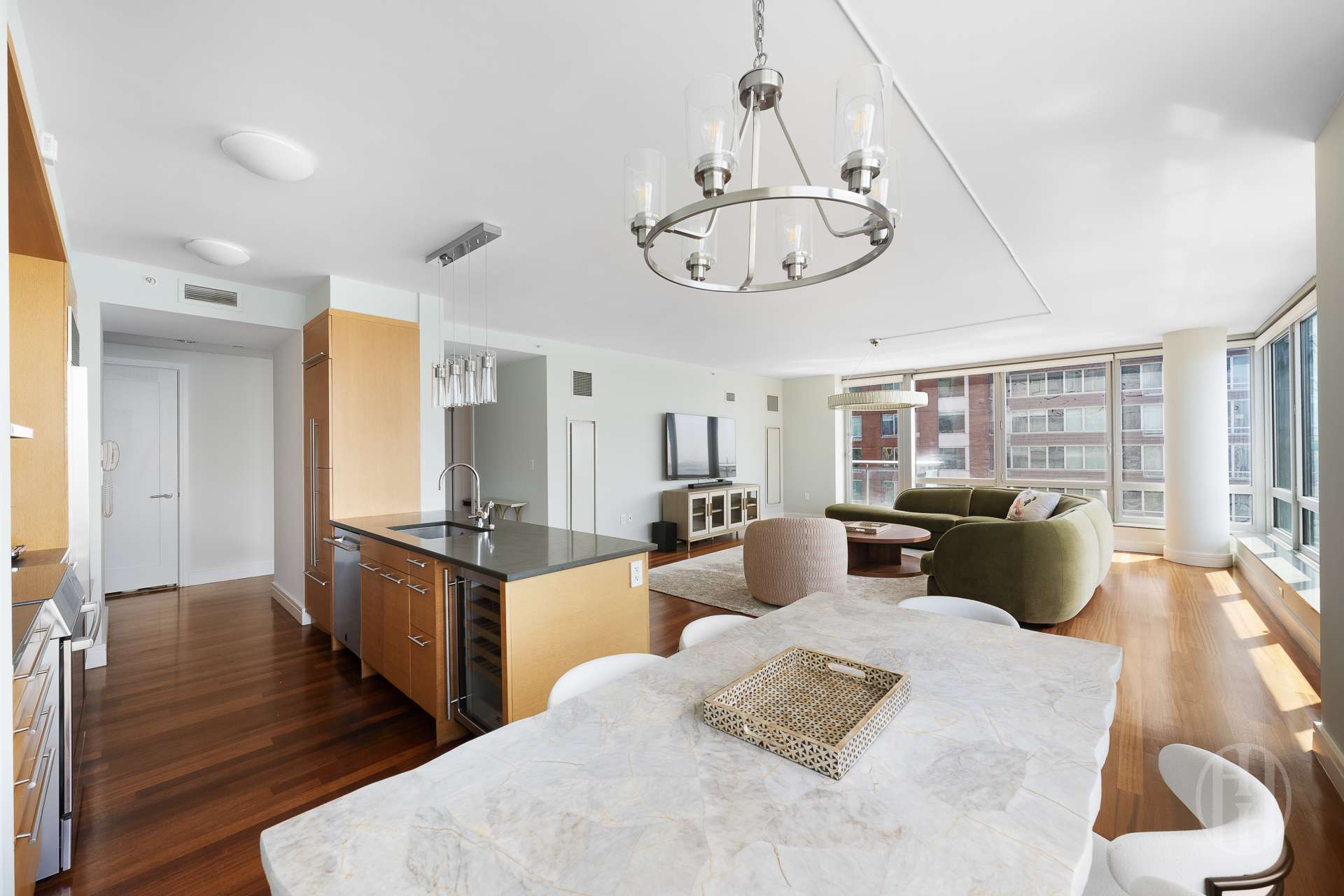 30 West Street 21F