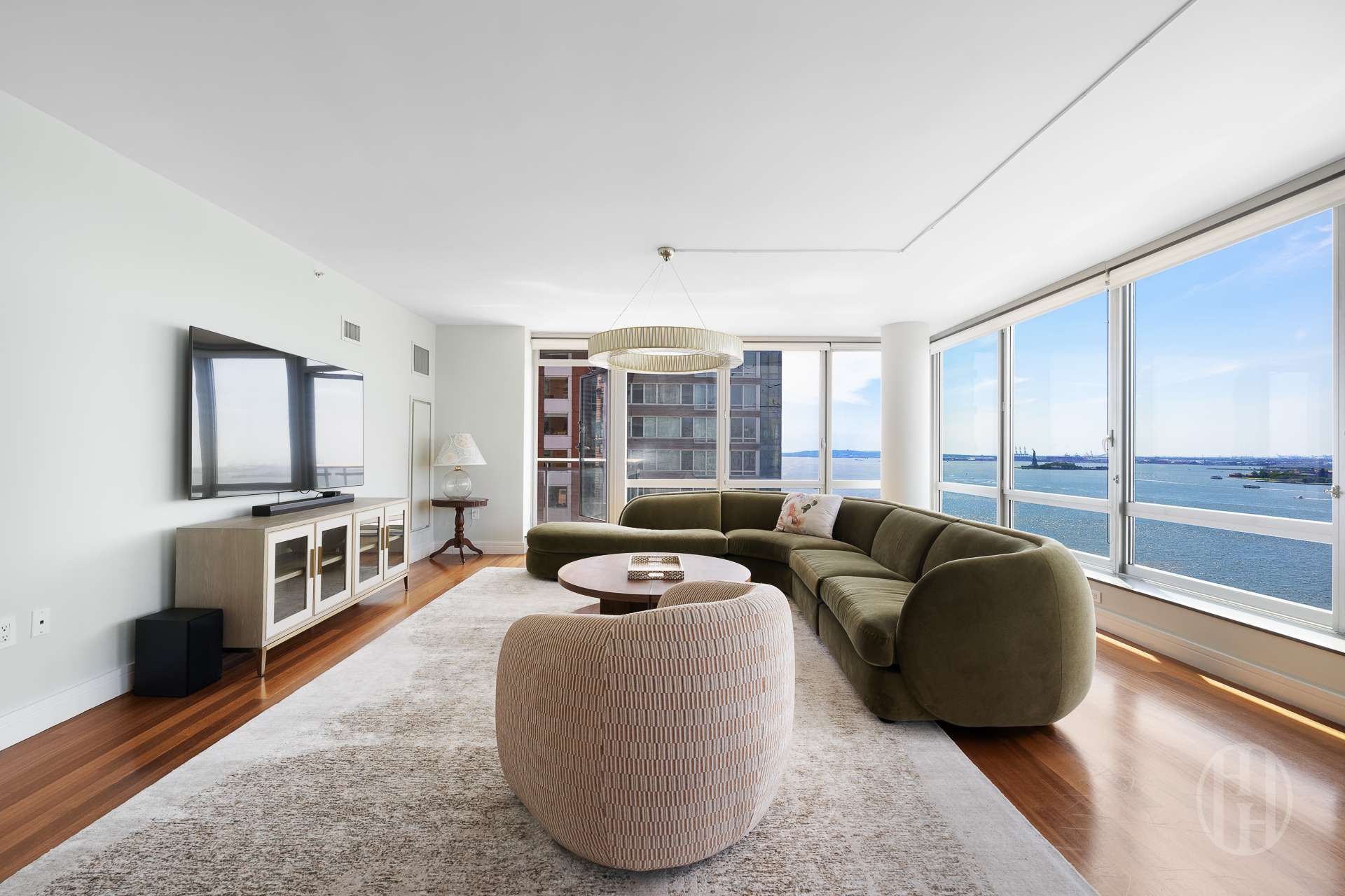 30 West Street 21F