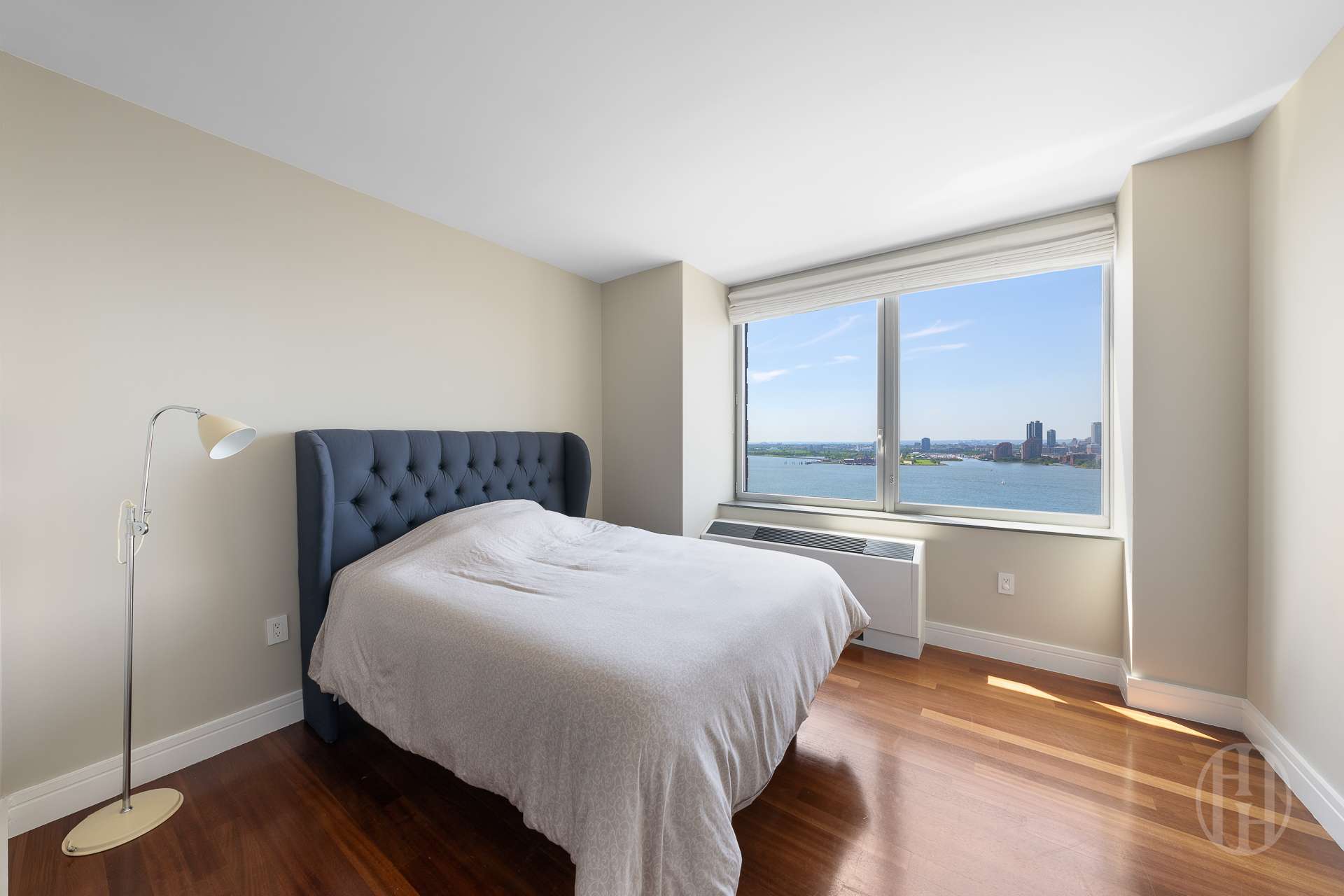 30 West Street 21F
