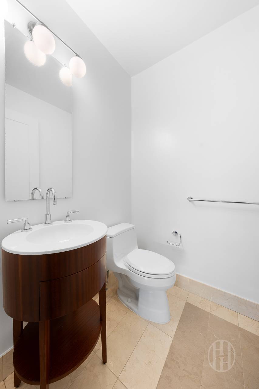 30 West Street 21F