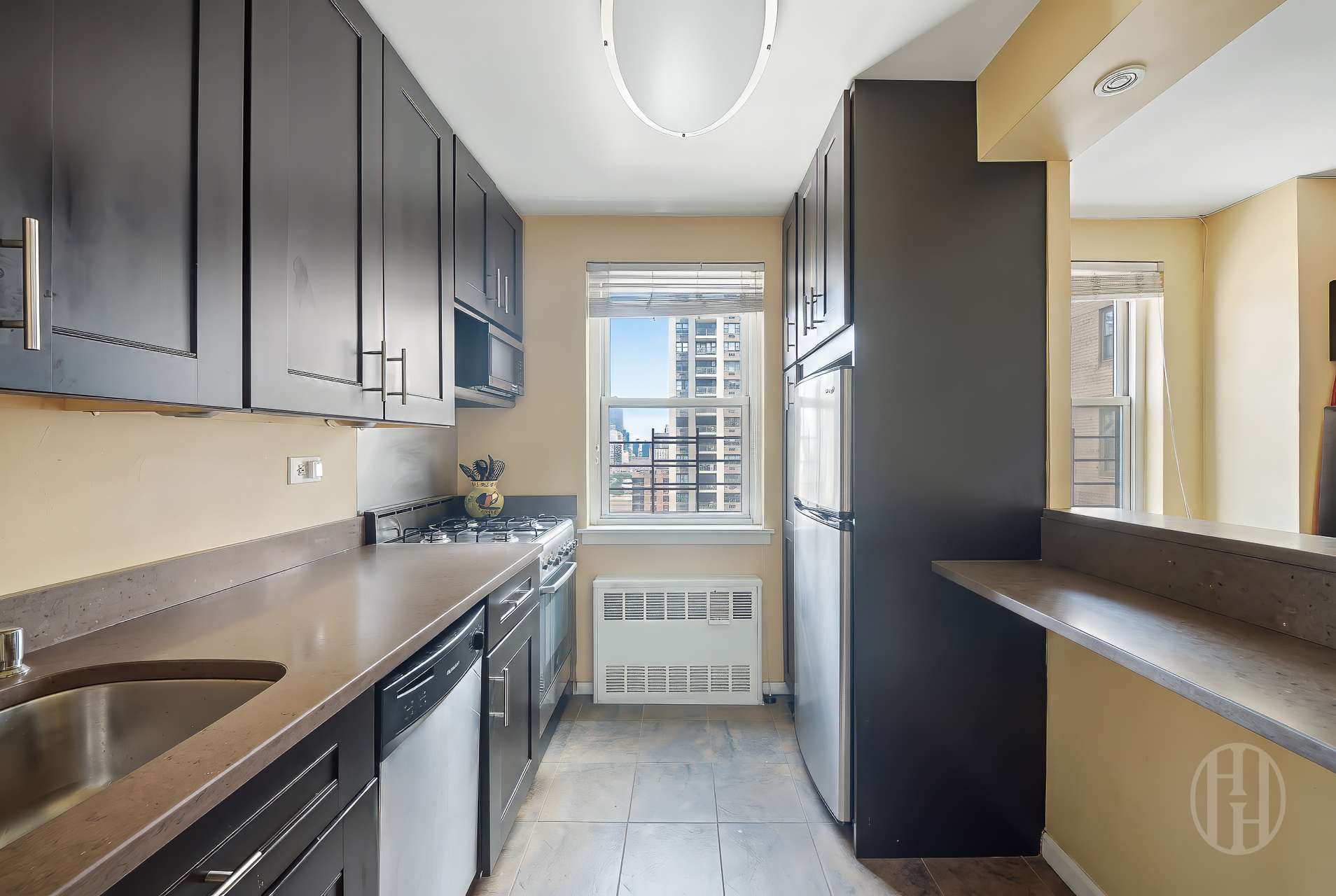 333 E 79th Street 18T