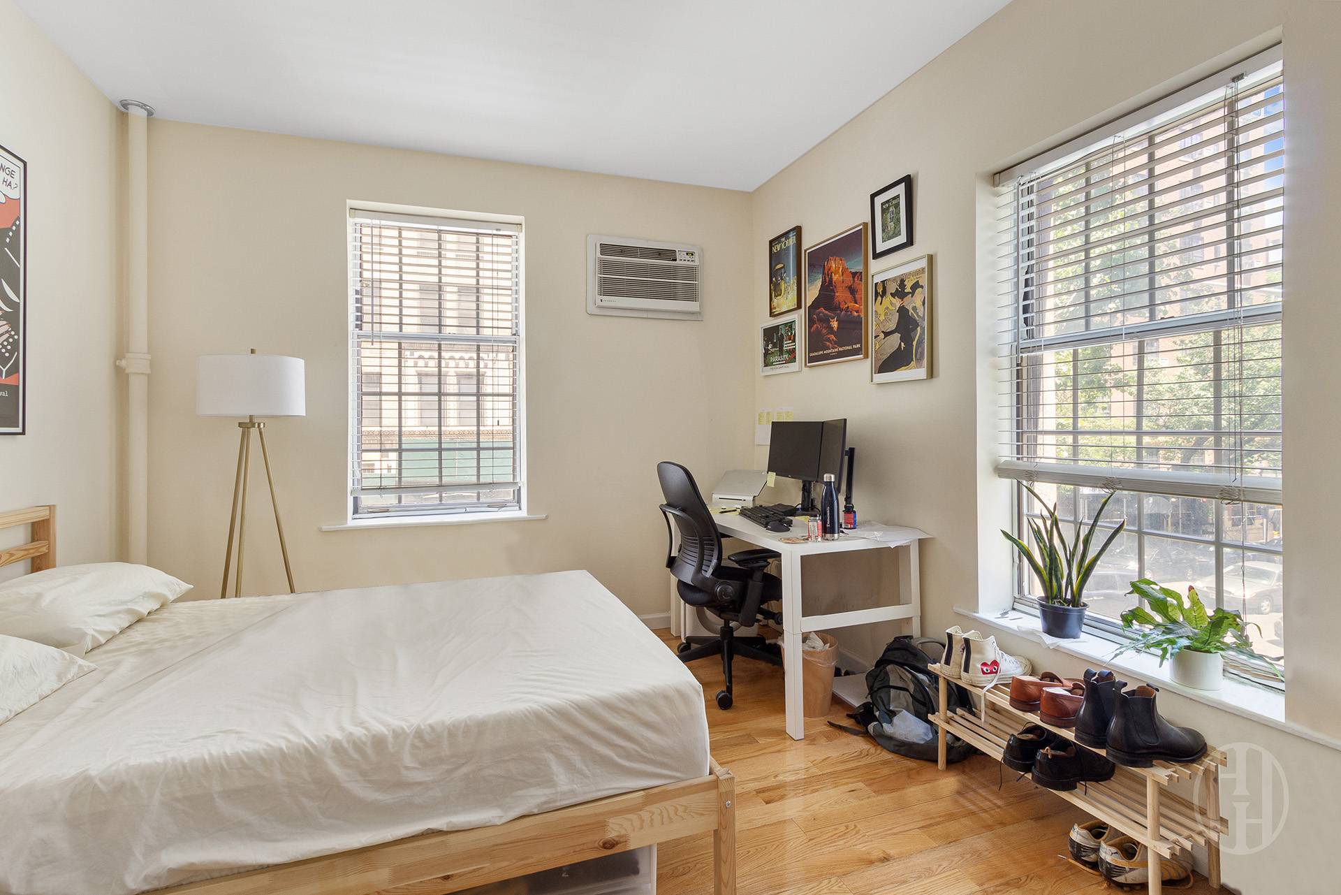 200 E 35th Street 0