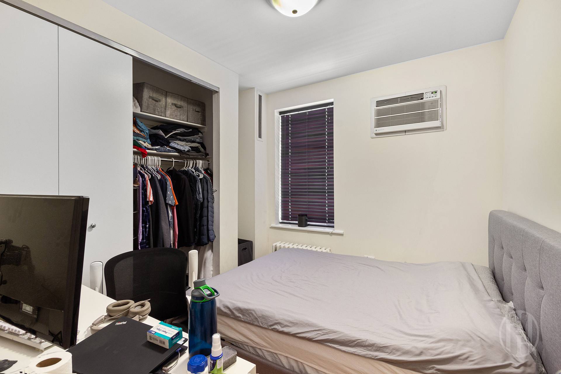 200 E 35th Street 0