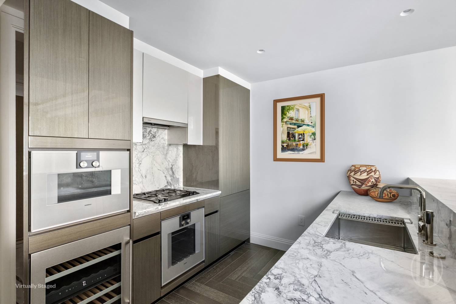 303 Park Avenue 2905