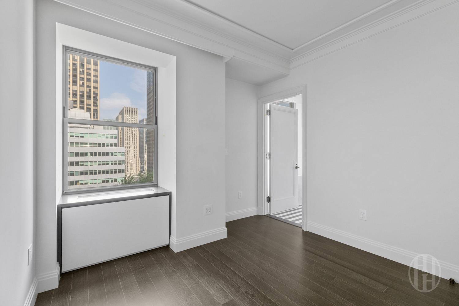 303 Park Avenue 2905