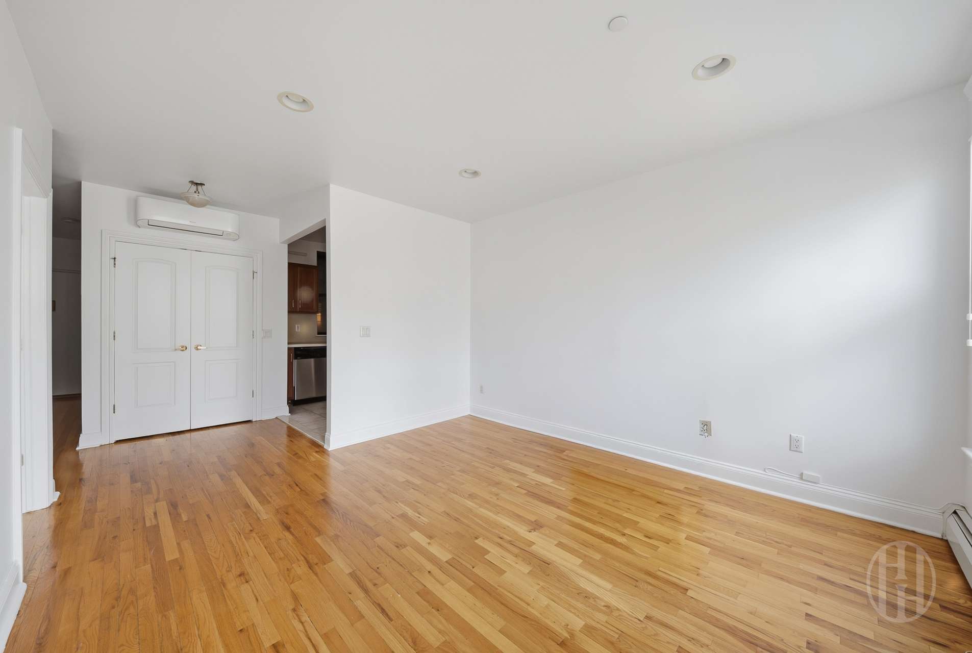 2098 Frederick Douglass Boulevard 4H