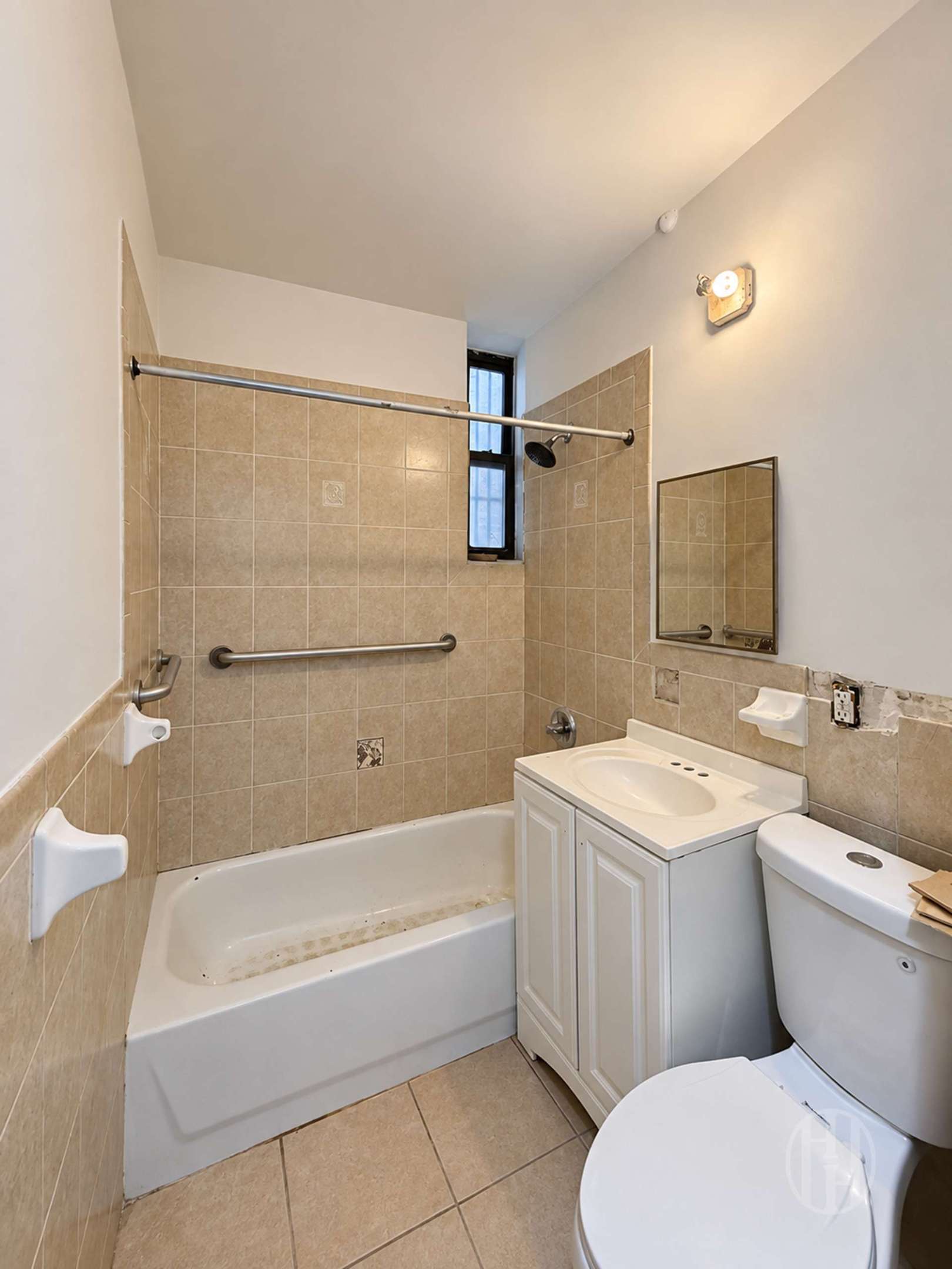 330 S 3rd Street 1