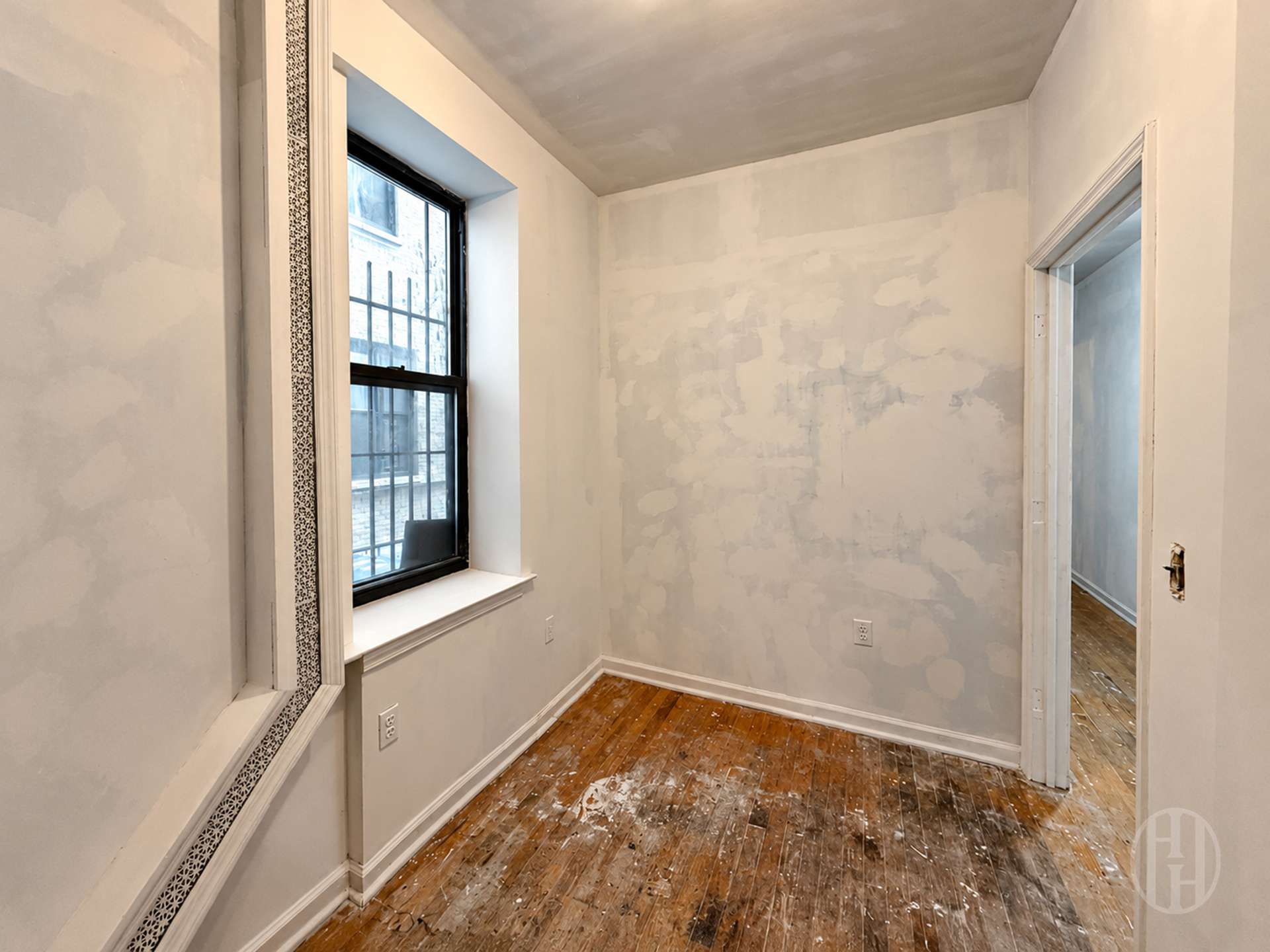 330 S 3rd Street 1