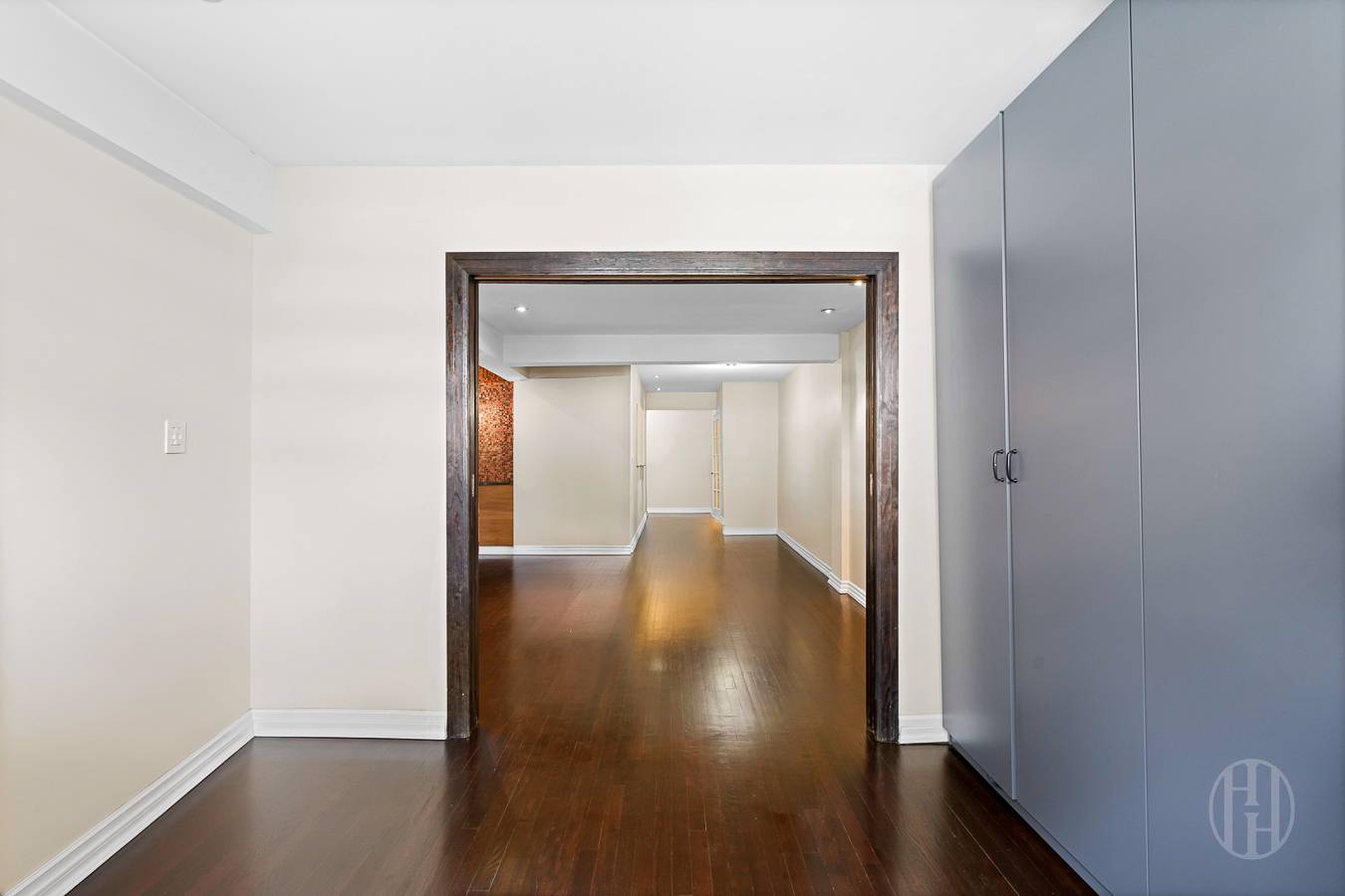 54 E 8th Street 3J