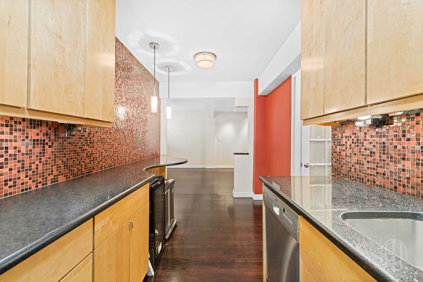 54 E 8th Street 3J