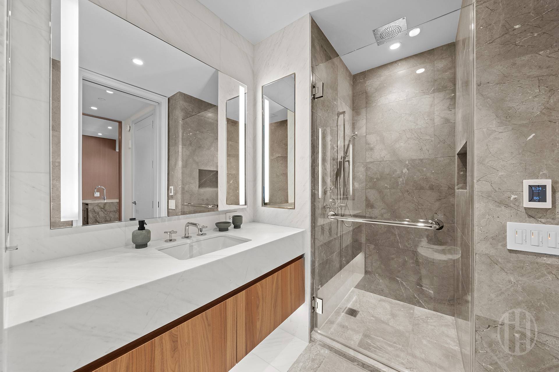 111 W 56th Street 41D