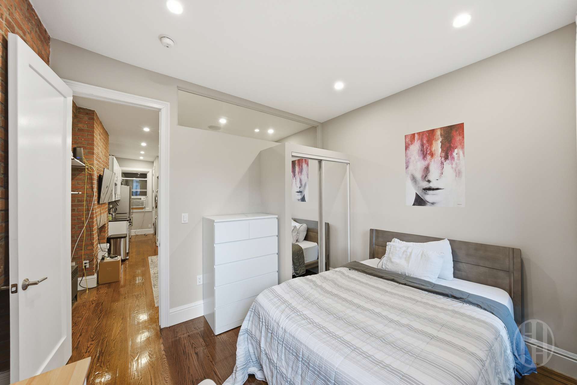 113 Christopher Street 2A