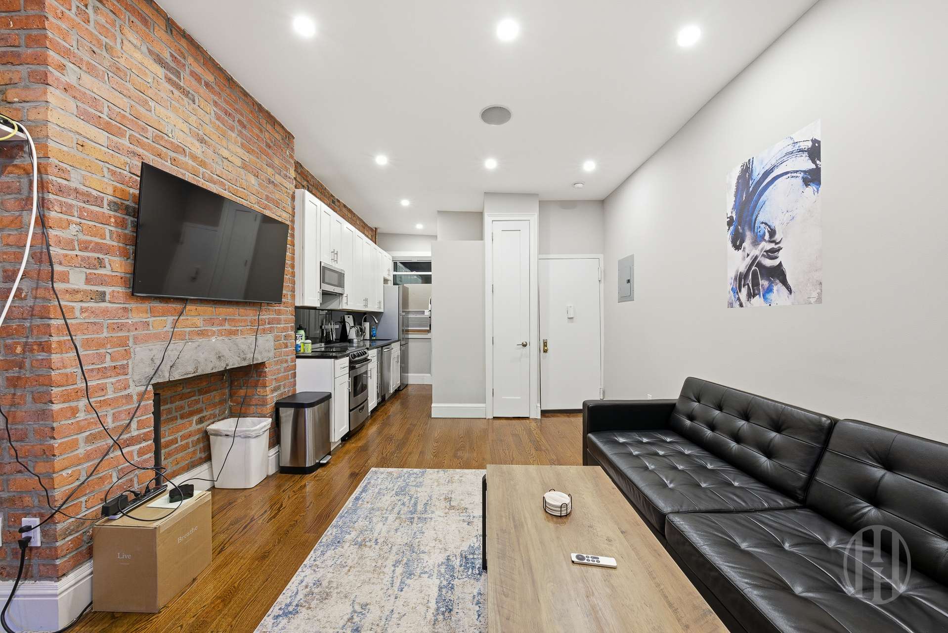 113 Christopher Street 2A